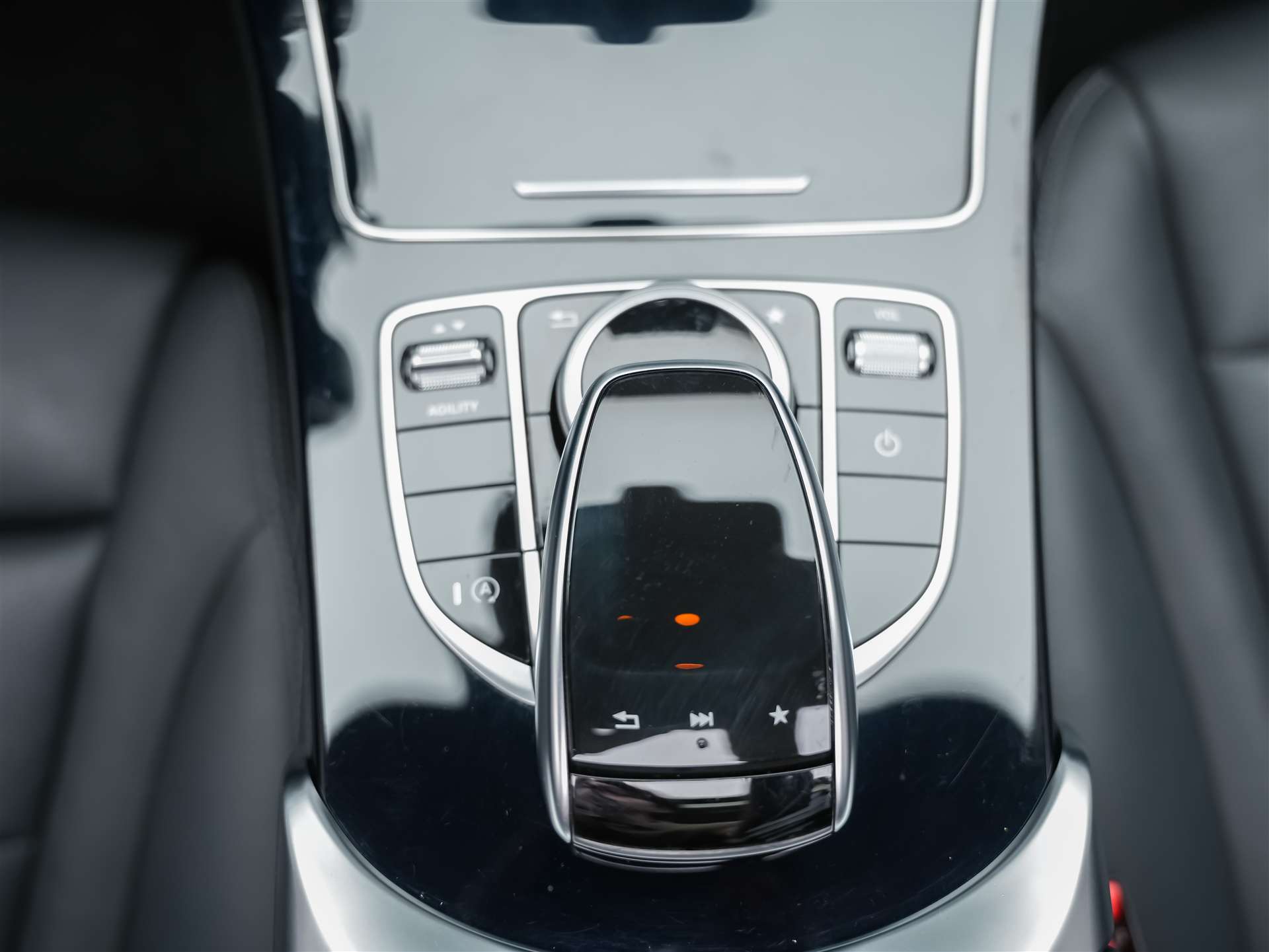 MERCEDES-BENZ C 400 Avantgarde 4Matic 7G-Tronic *El. Sitze mit Memory*Sitzheizung*Panorama*-image-21