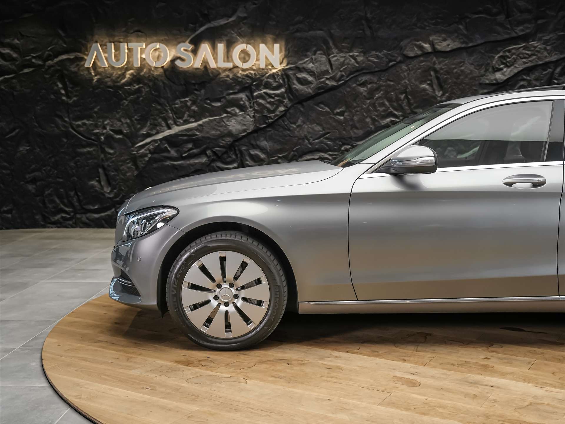 MERCEDES-BENZ C 400 Avantgarde 4Matic 7G-Tronic *El. Sitze mit Memory*Sitzheizung*Panorama*-image-15