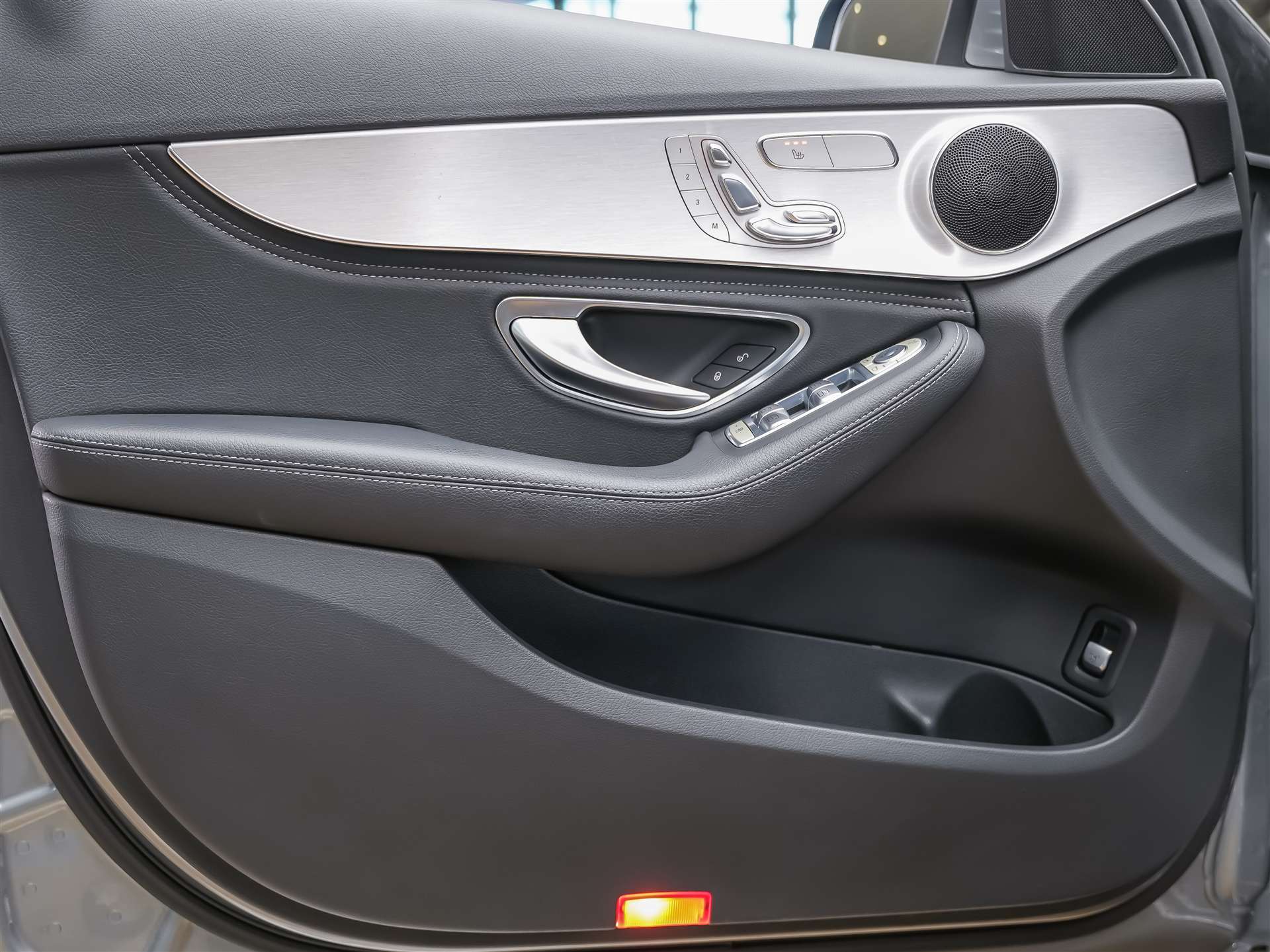 MERCEDES-BENZ C 400 Avantgarde 4Matic 7G-Tronic *El. Sitze mit Memory*Sitzheizung*Panorama*-image-23