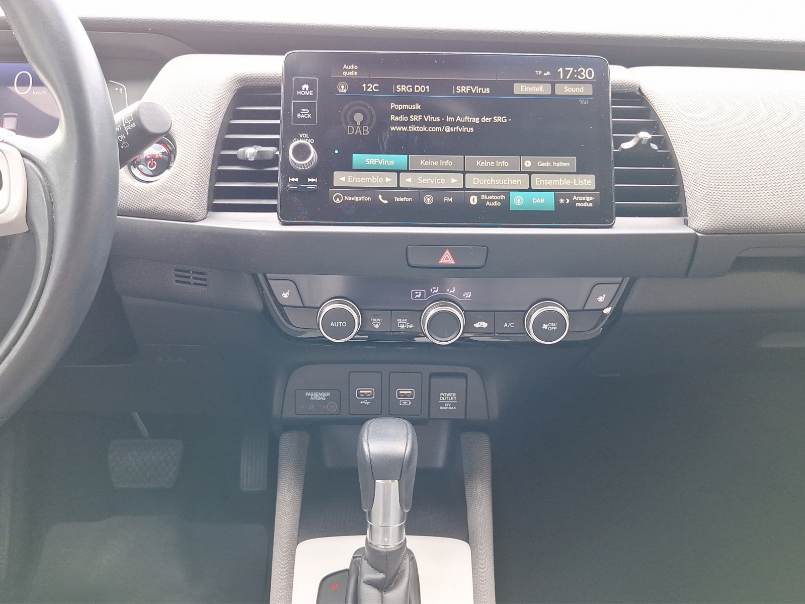 HONDA Jazz 1.5 i-MMD Crosstar Executive-image-8