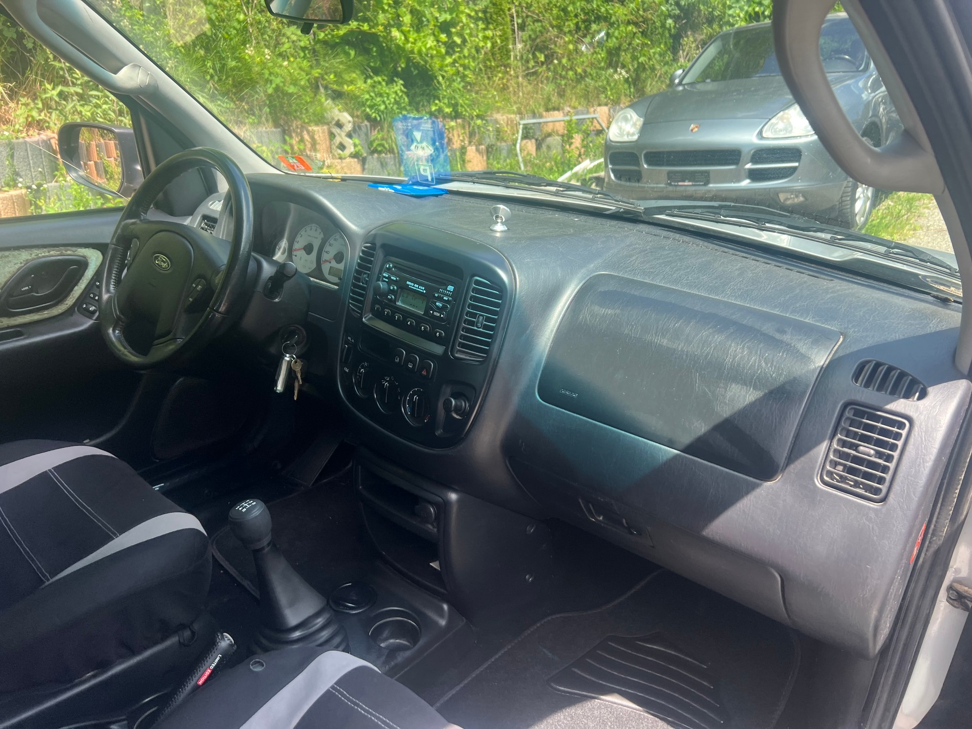 FORD Maverick 2.0 16V-image-10