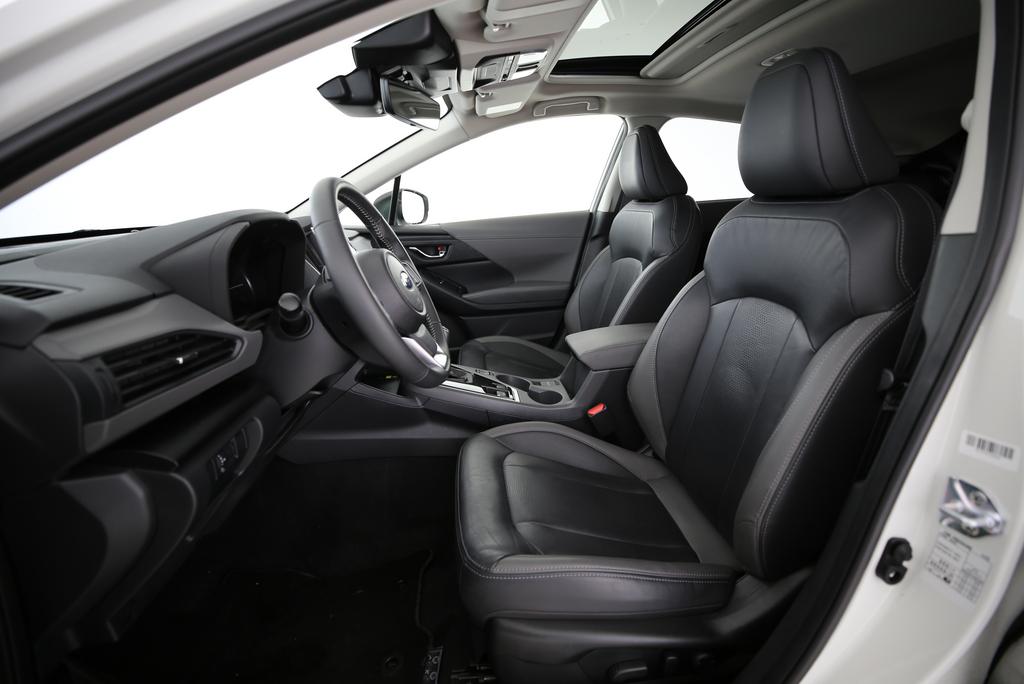 SUBARU Crosstrek 2.0i e-Boxer Luxury-image-3