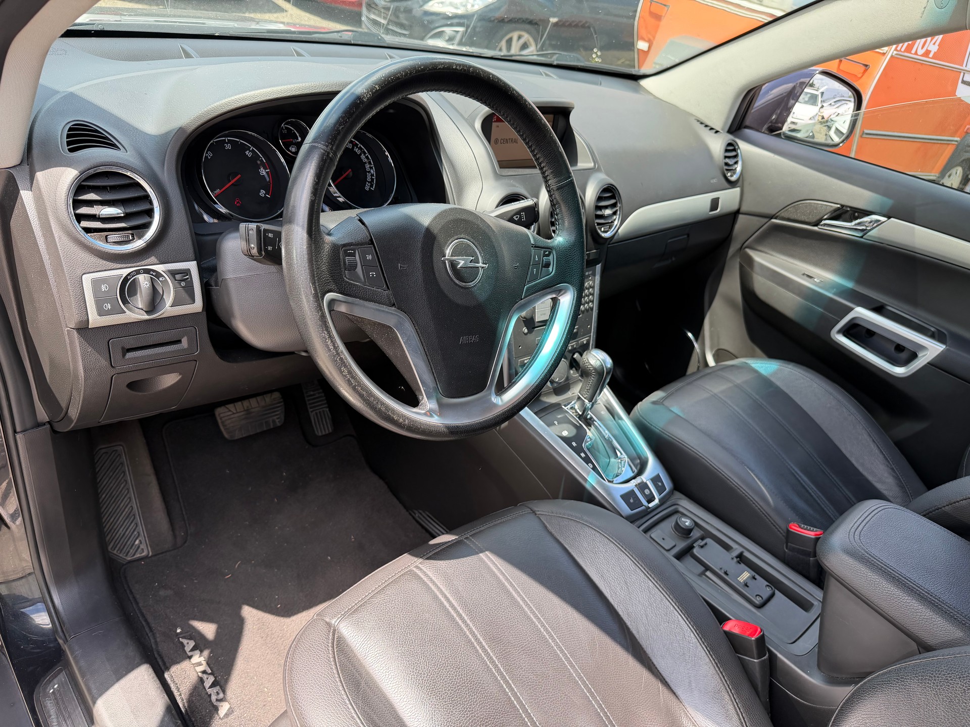 OPEL Antara 2.2 CDTi Cosmo 4WD Automatic-image-5