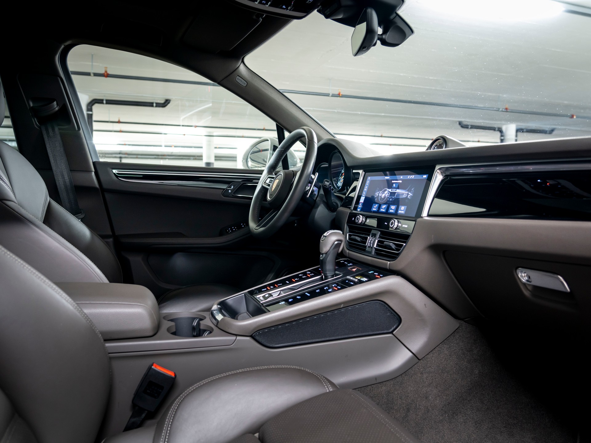 PORSCHE Macan S PDK-image-19