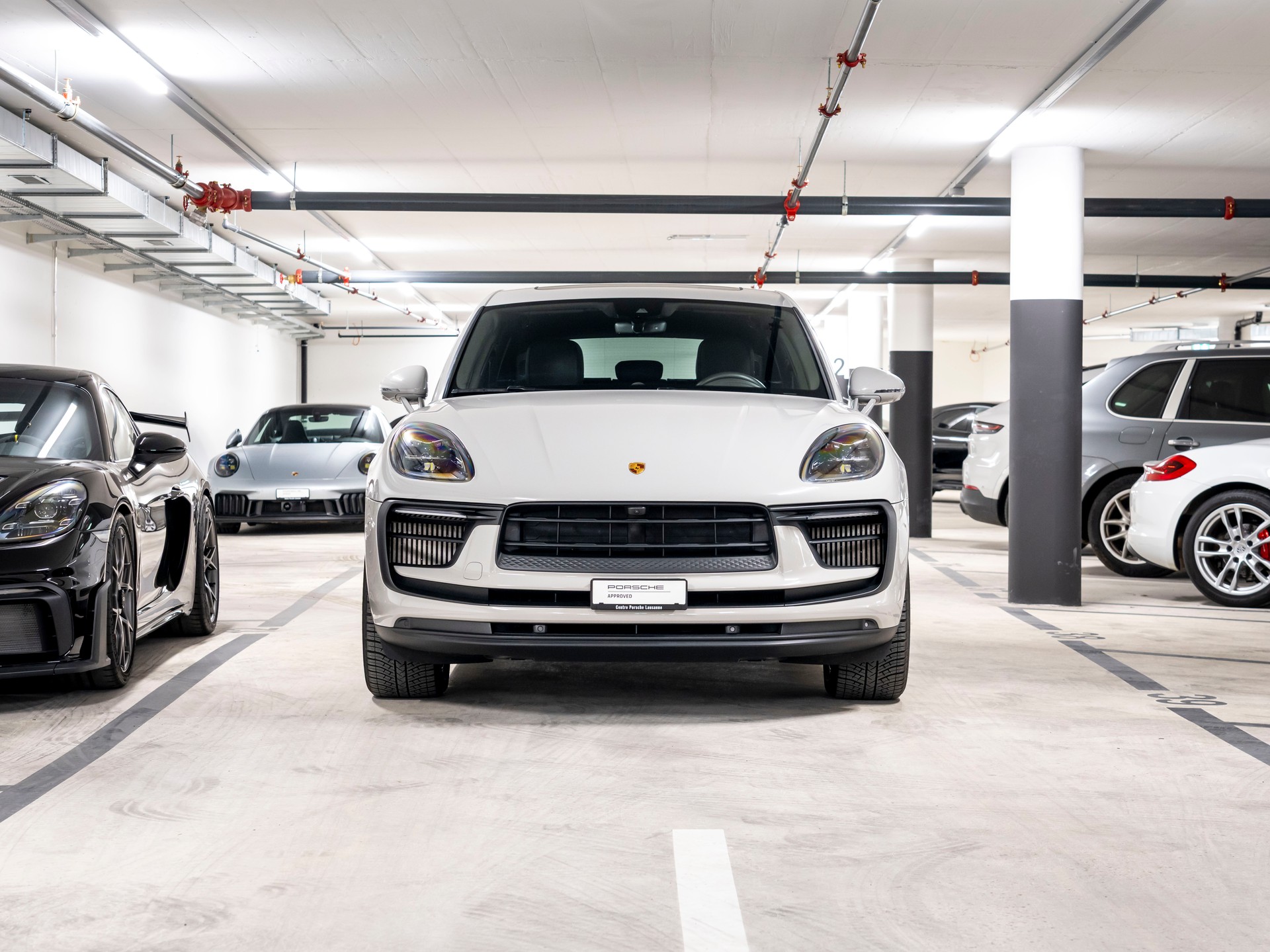 PORSCHE Macan S PDK-image-3