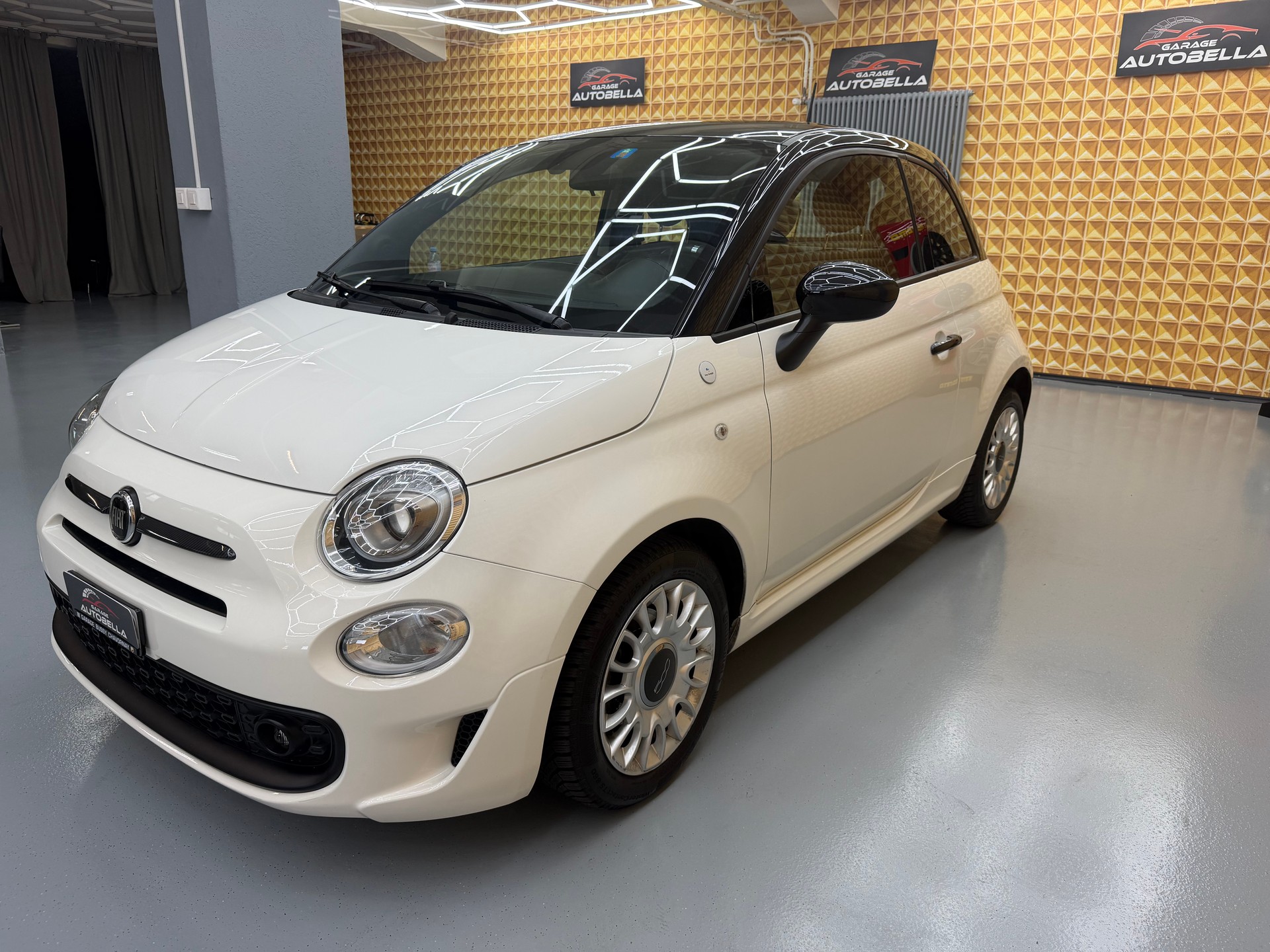 FIAT 500 1.0 N3 MildHybrid Rockstar-image-1
