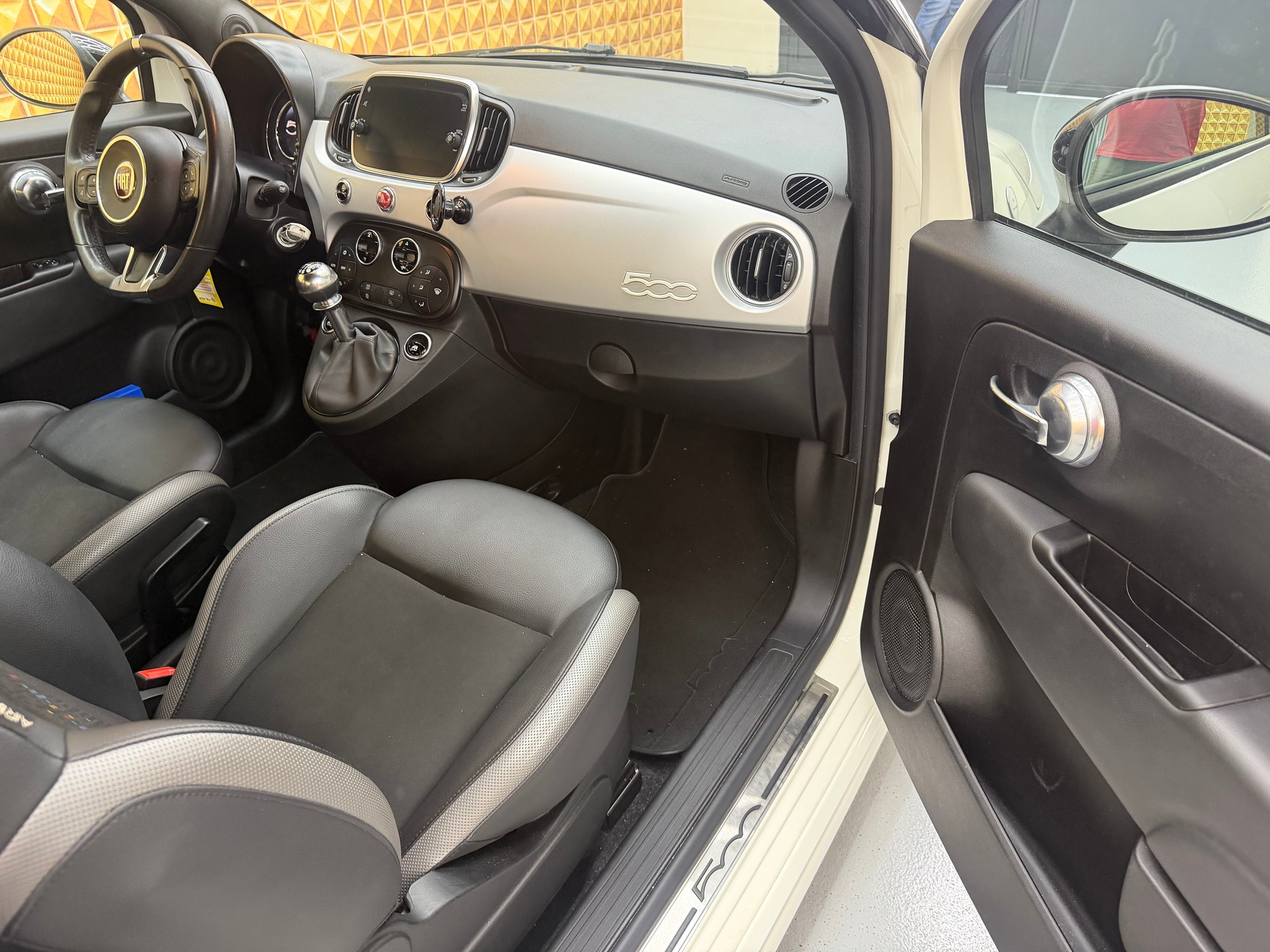 FIAT 500 1.0 N3 MildHybrid Rockstar-image-9