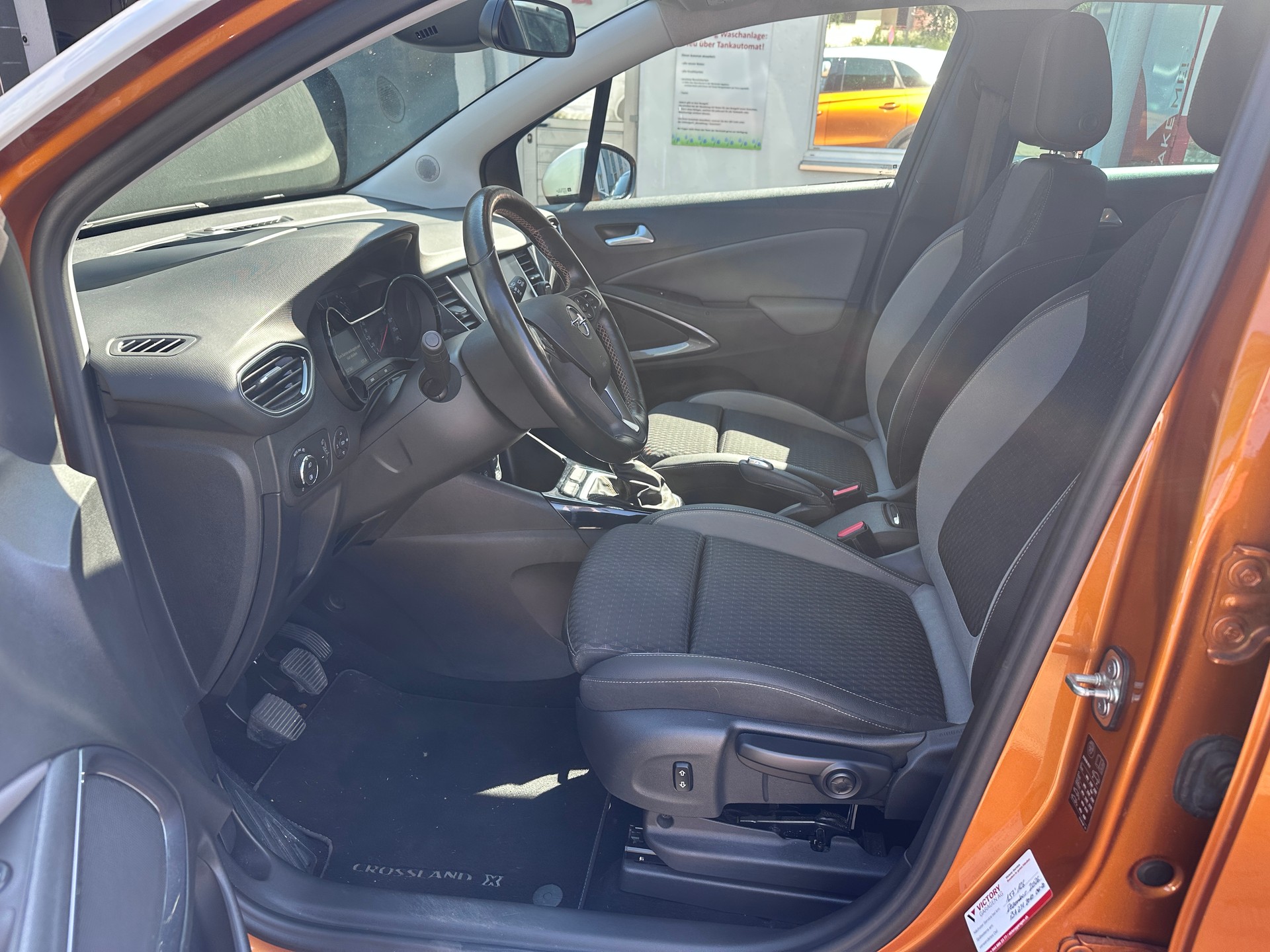OPEL Crossland X 1.2i TP Excellence-image-9