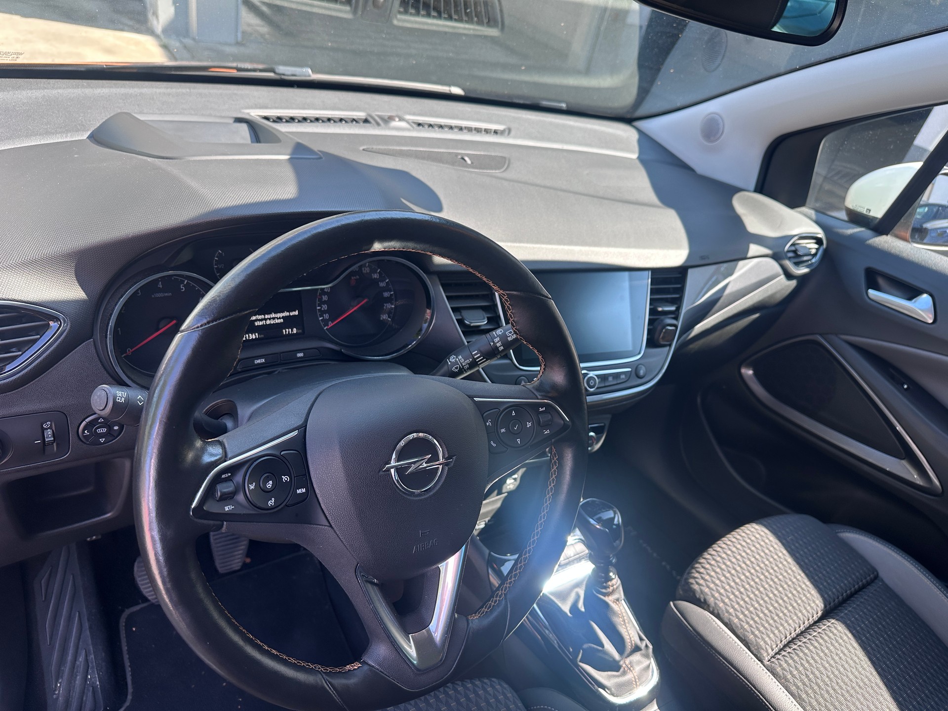 OPEL Crossland X 1.2i TP Excellence-image-8