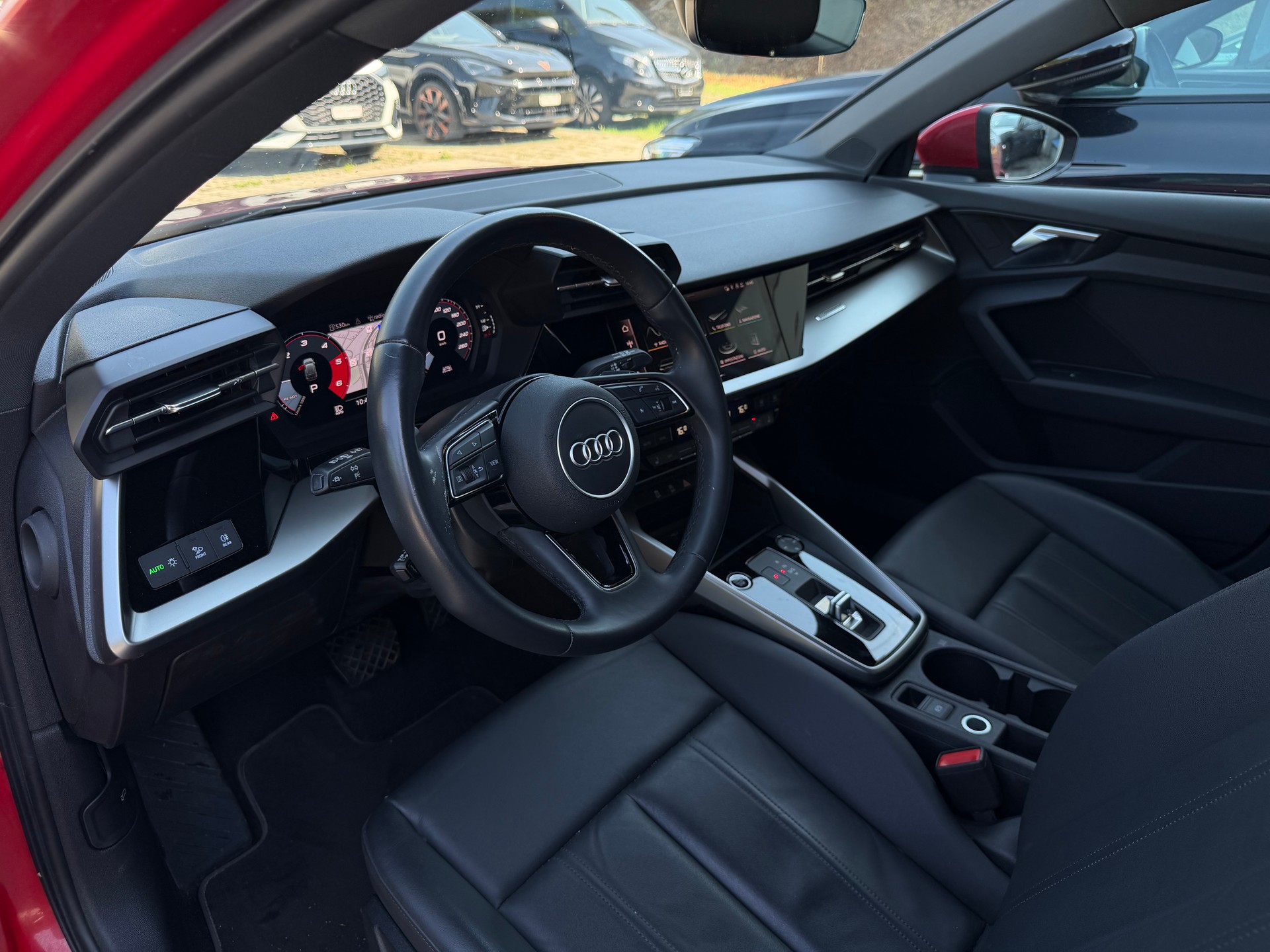 AUDI A3 Sportback 35 TDI-image-8