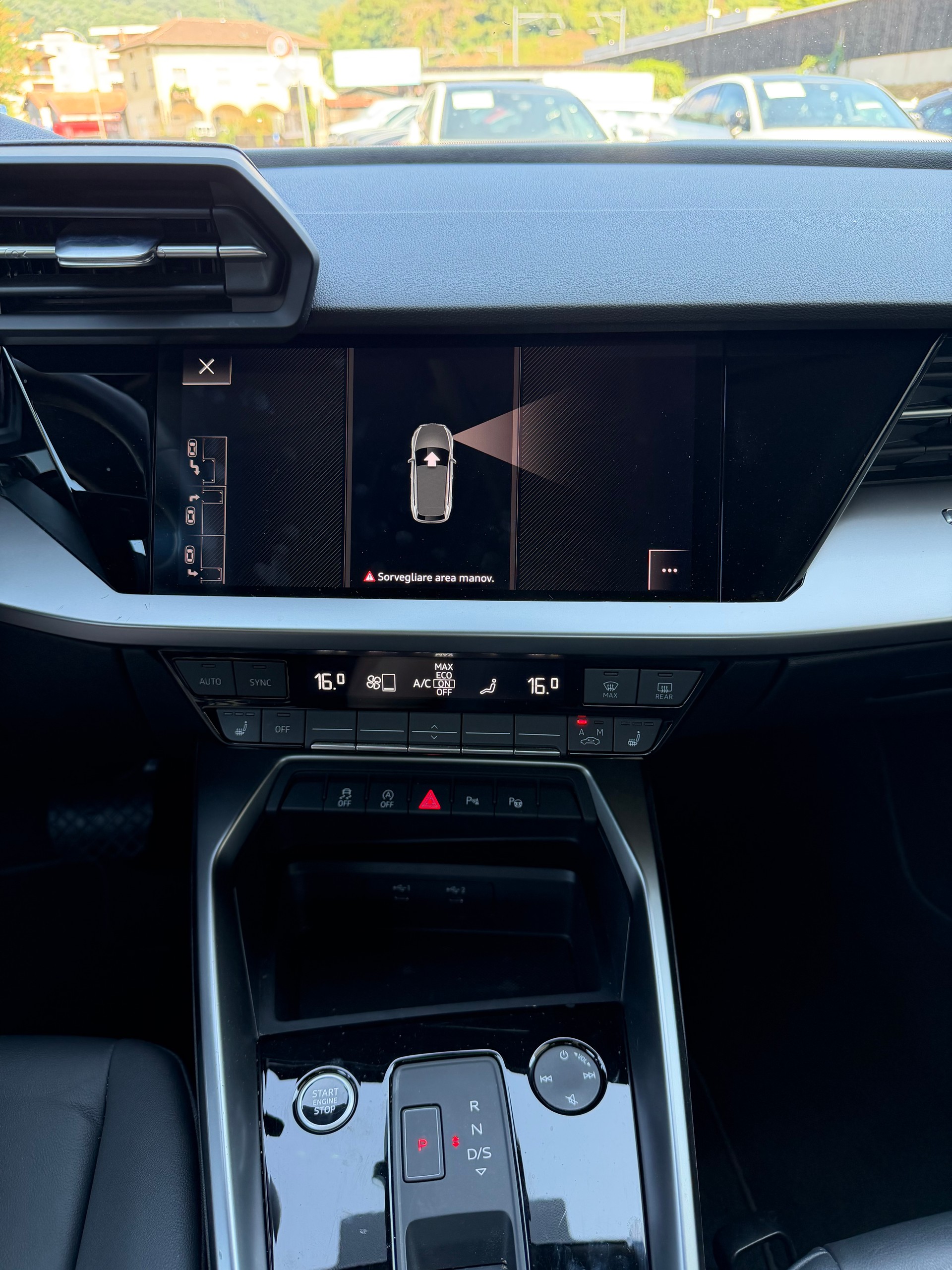 AUDI A3 Sportback 35 TDI-image-13