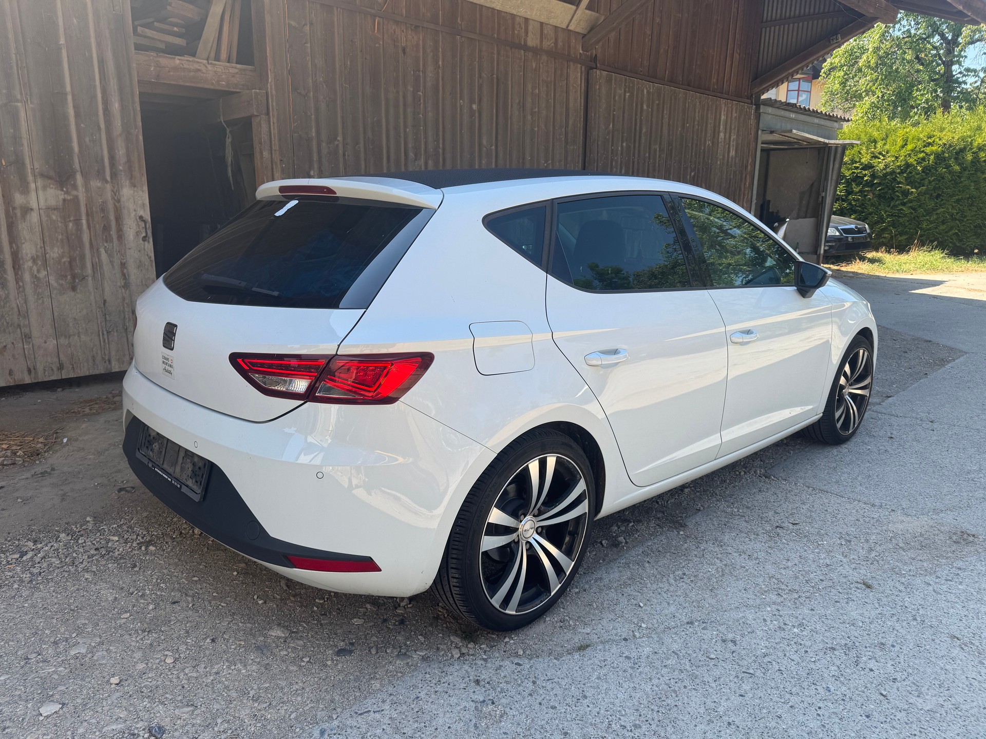 SEAT Leon SC 1.4 TSI FR-image-2