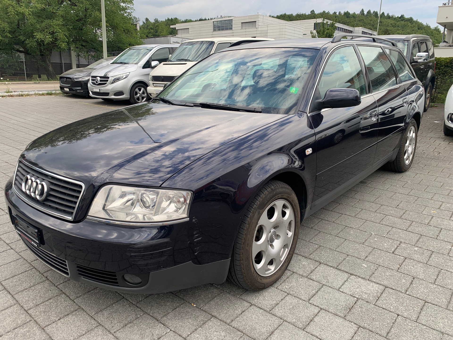 AUDI A6 Avant 2.4-image-0