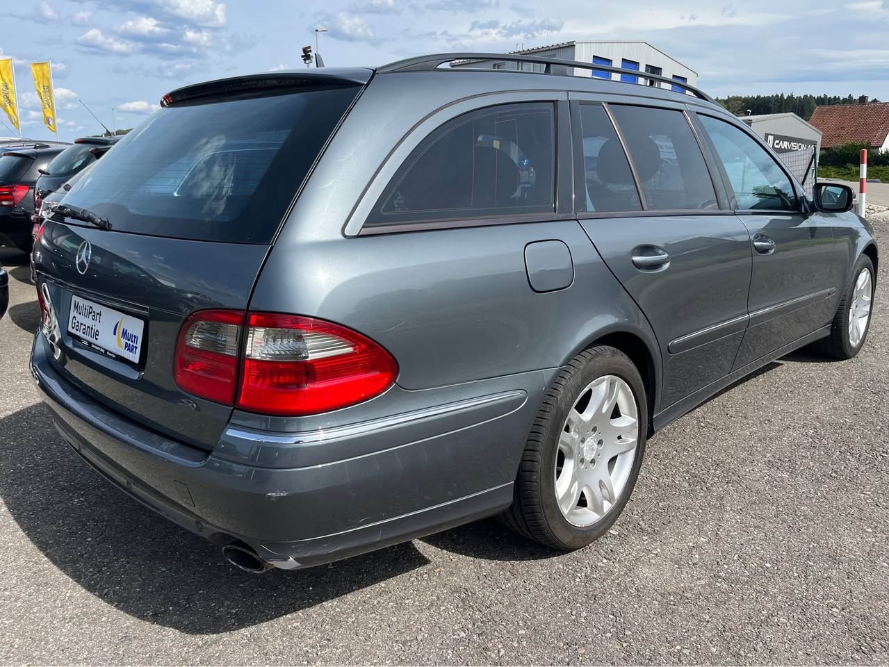 MERCEDES-BENZ E 320 CDI Avantgarde 4Matic Automatic-image-5
