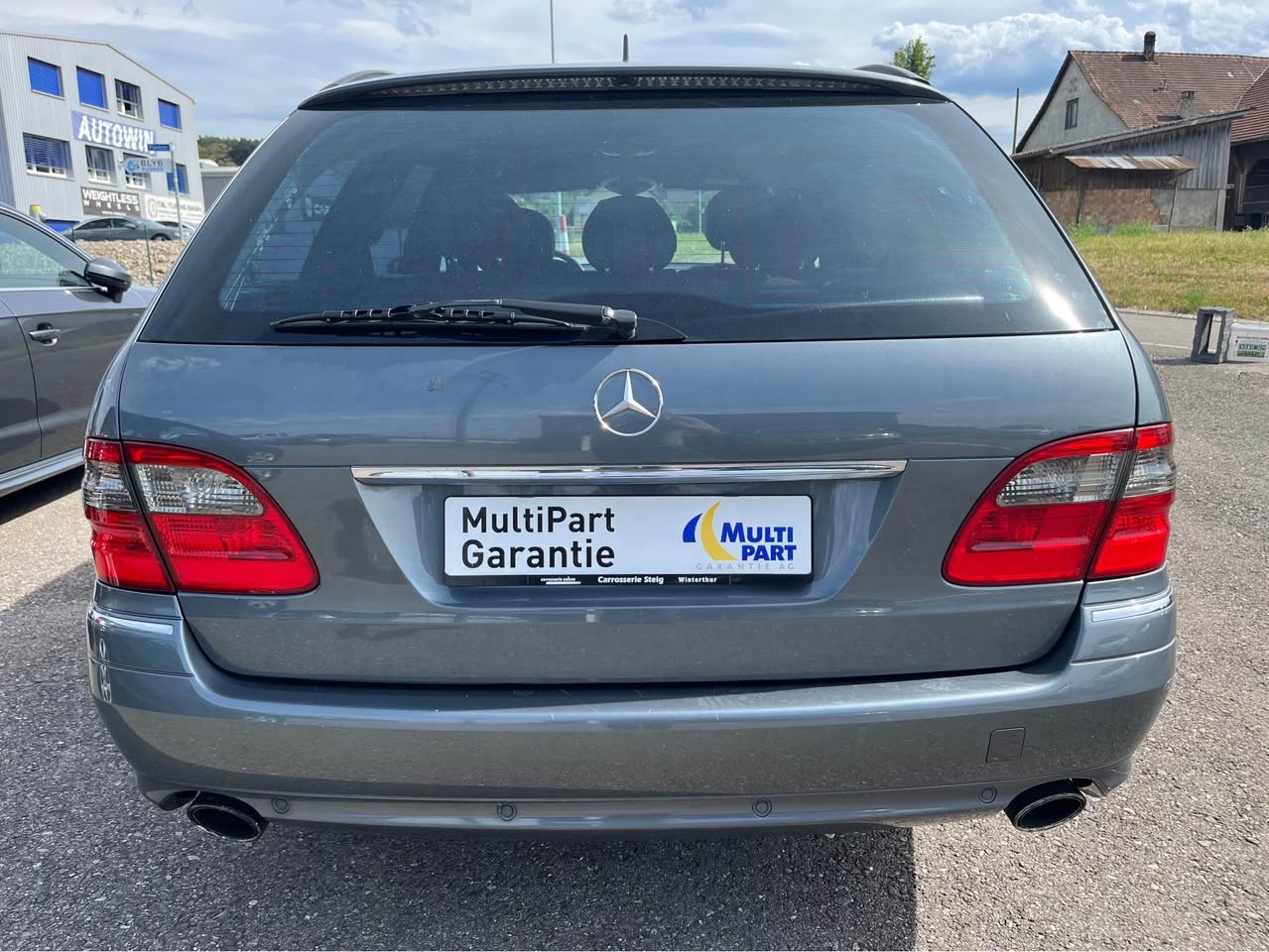 MERCEDES-BENZ E 320 CDI Avantgarde 4Matic Automatic-image-6