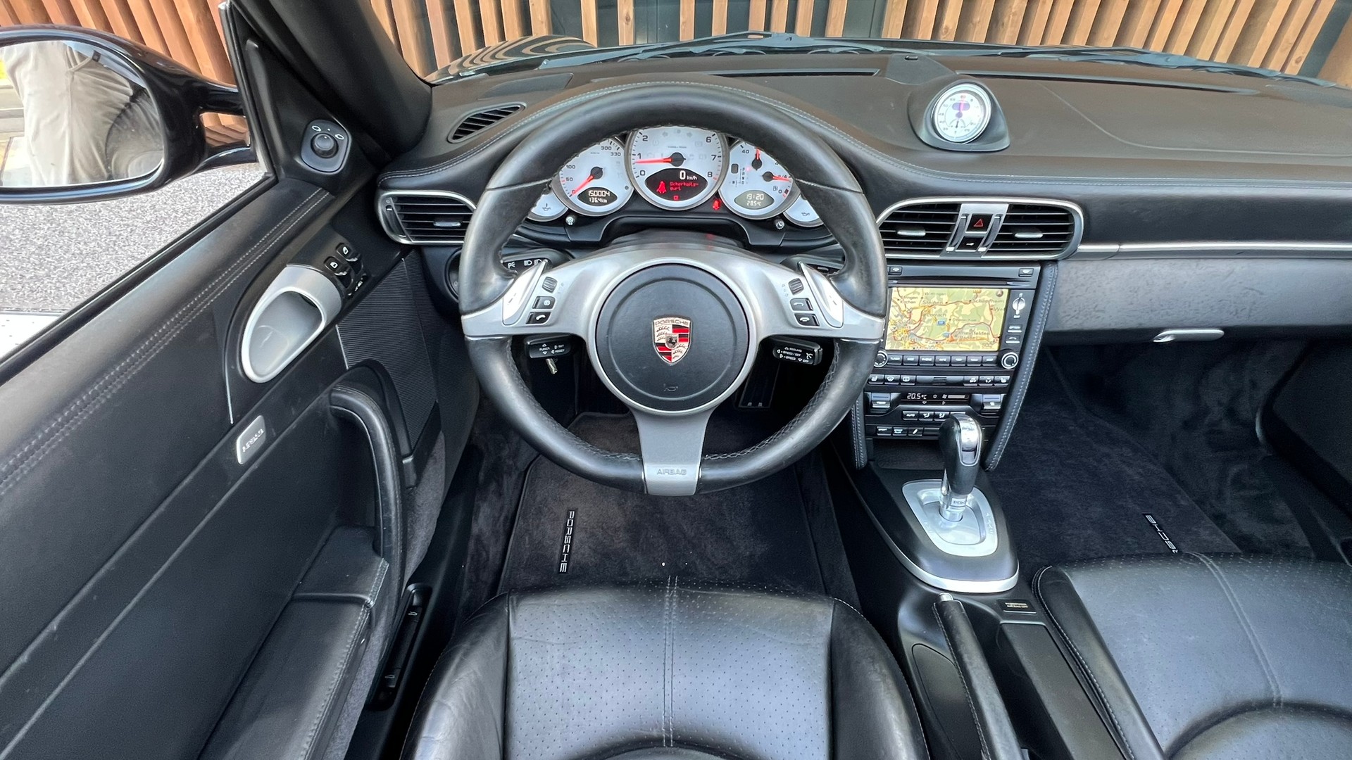 PORSCHE 911 CABRIO CARRERA S PDK l 385 PS-image-18