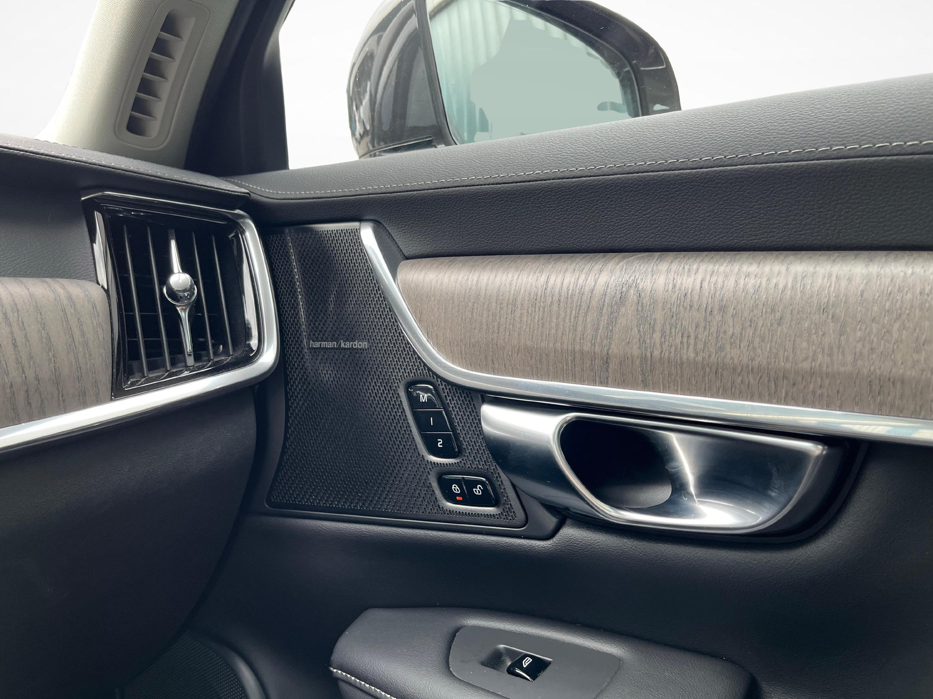 VOLVO V90 2.0 T6 TE Ultimate Bright eAWD-image-14
