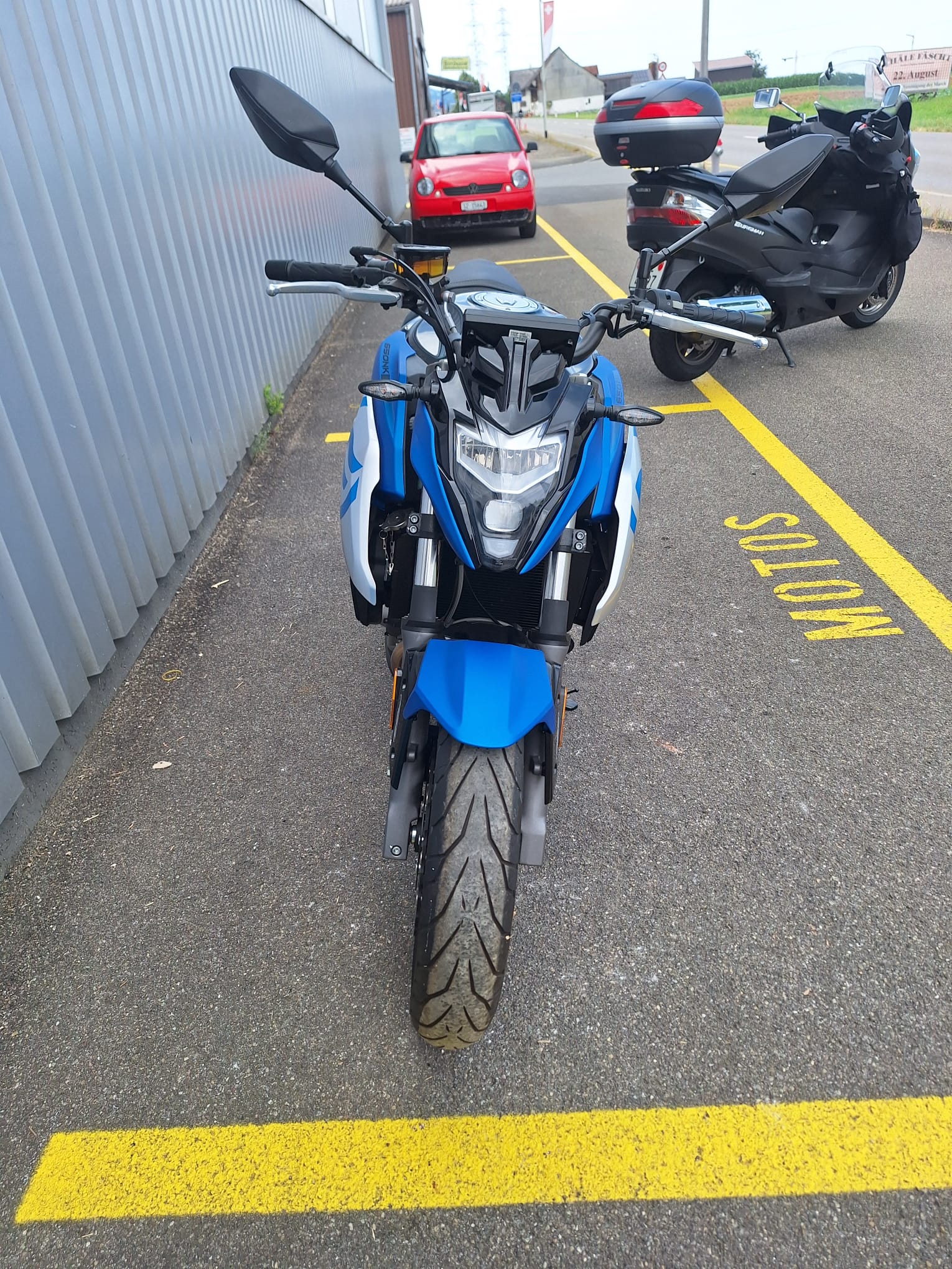 CF MOTO 650 NK-image-2