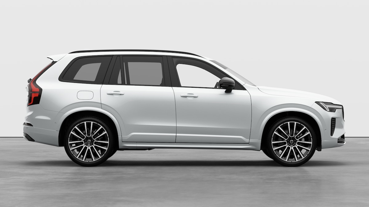 VOLVO XC90 2.0 T8 TE Black Edition eAWD-image-3