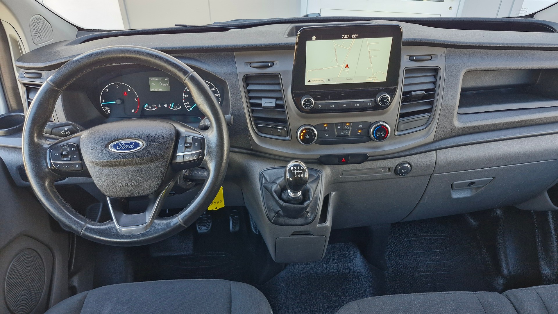 FORD Transit Custom Van 300 L2 2.0 TDCi 105 Trend-image-8