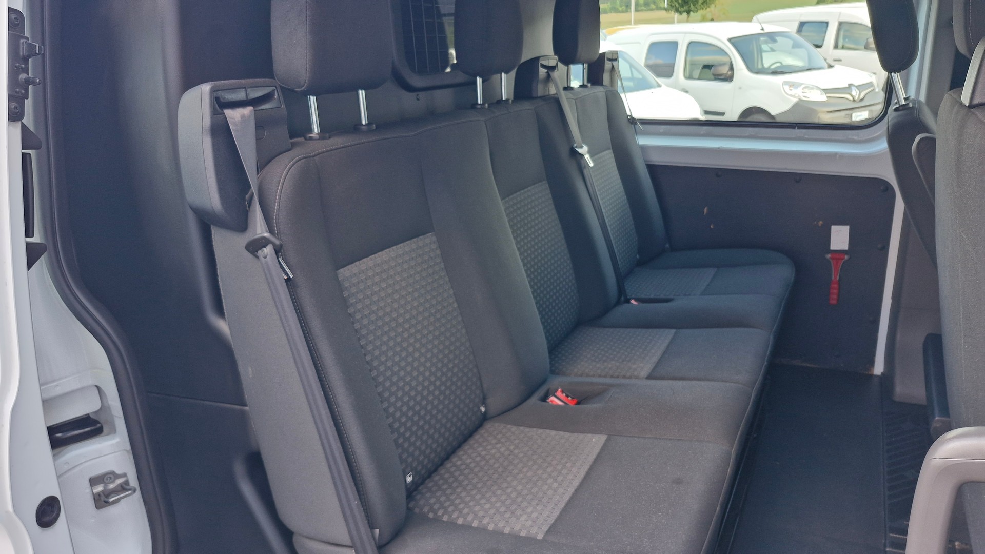 FORD Transit Custom Van 300 L2 2.0 TDCi 105 Trend-image-6