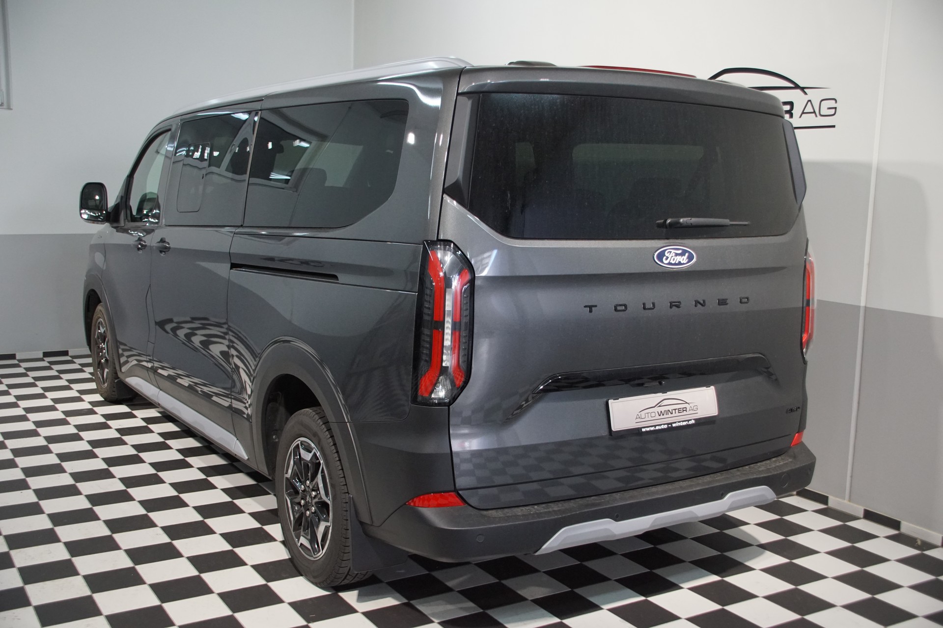 FORD Tourneo Bus 320 L2H1 Active Automat 4x4-image-8
