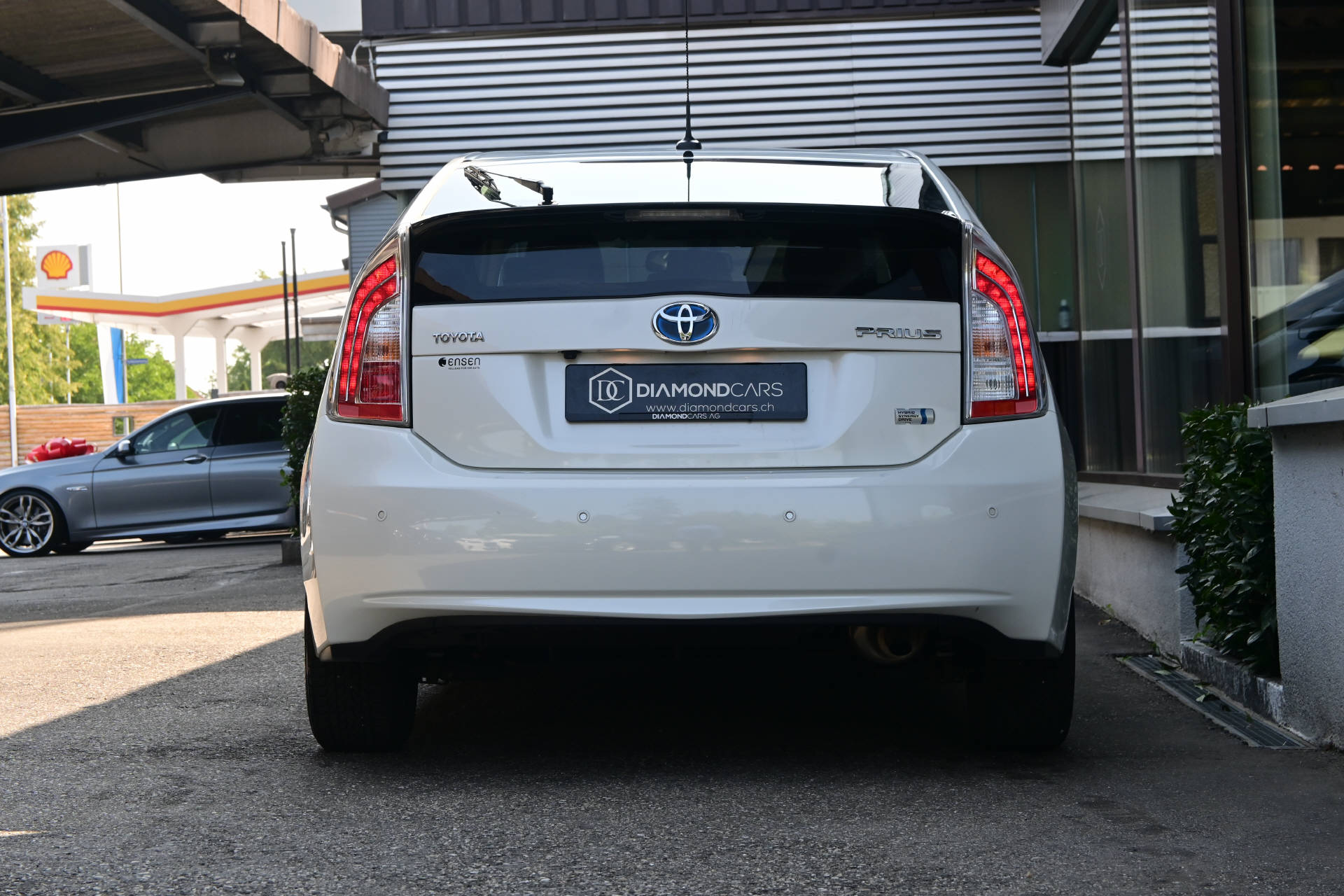TOYOTA Prius 1.8 VVTi HSD Sol-image-6
