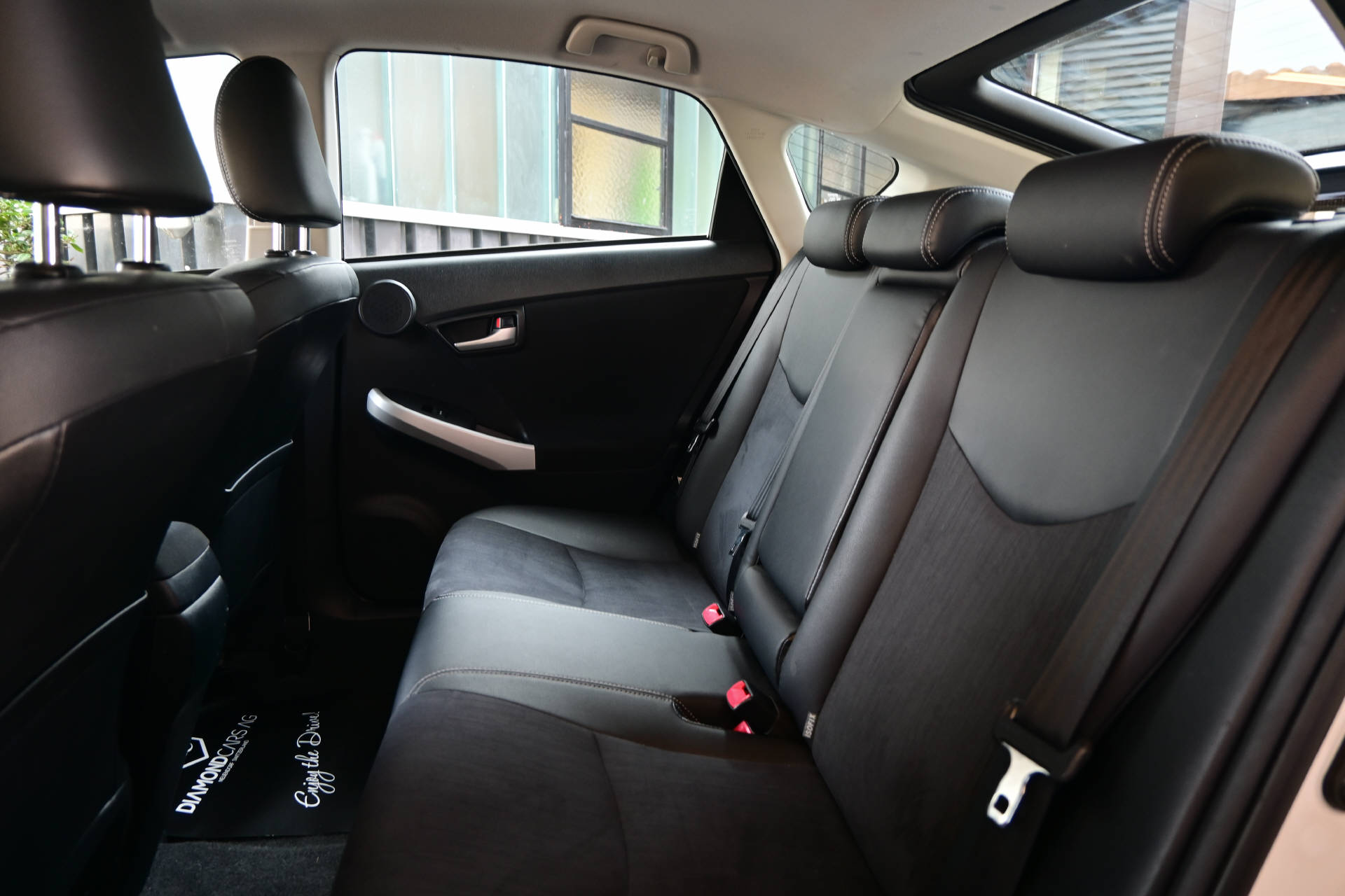 TOYOTA Prius 1.8 VVTi HSD Sol-image-21