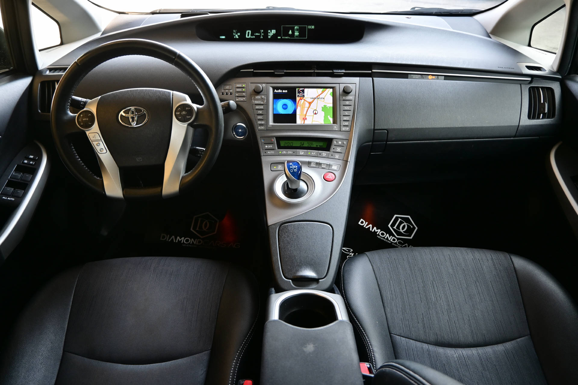 TOYOTA Prius 1.8 VVTi HSD Sol-image-8