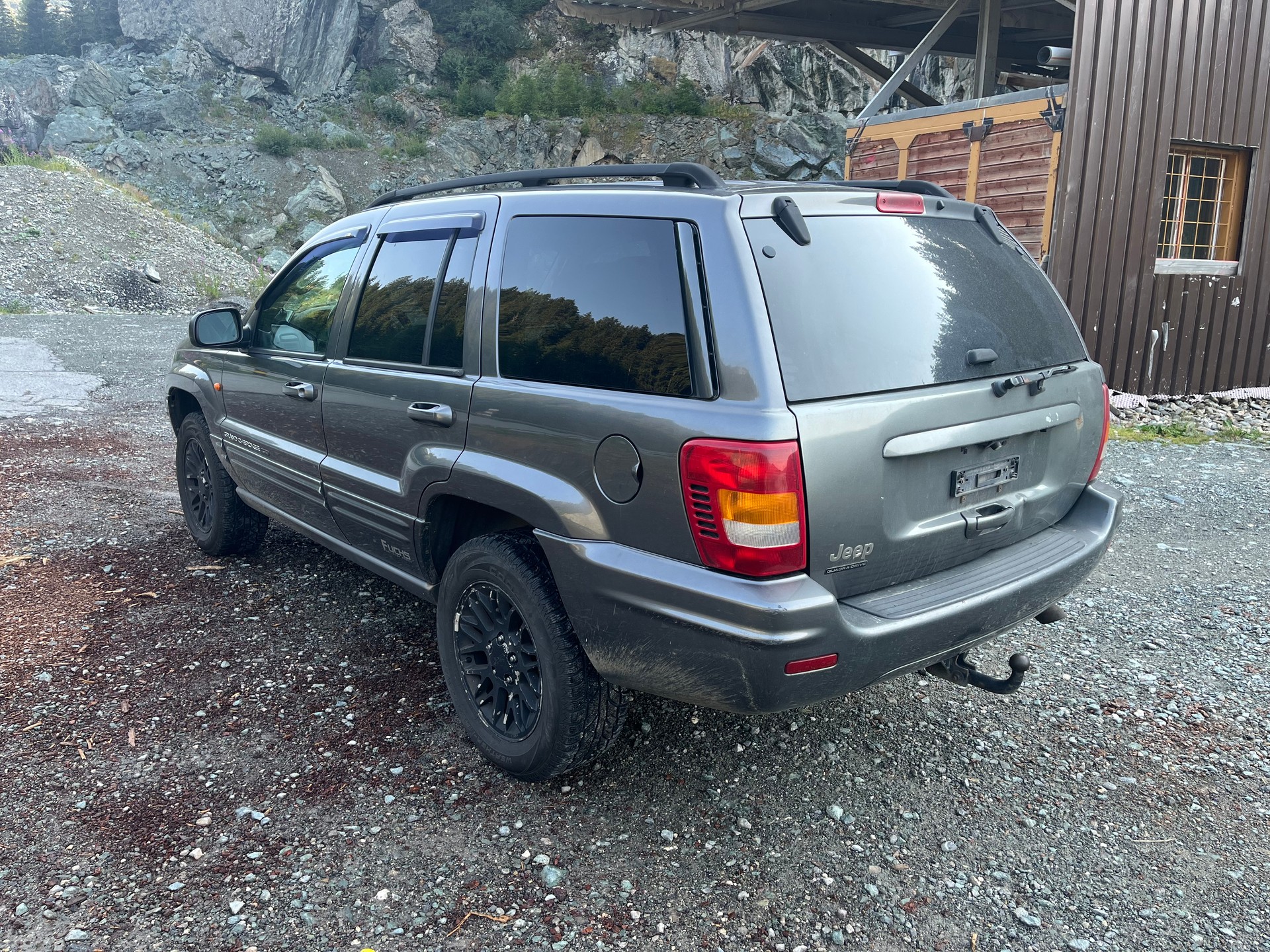 JEEP Grand Cherokee 2.7 CRD Limited Automatic-image-5
