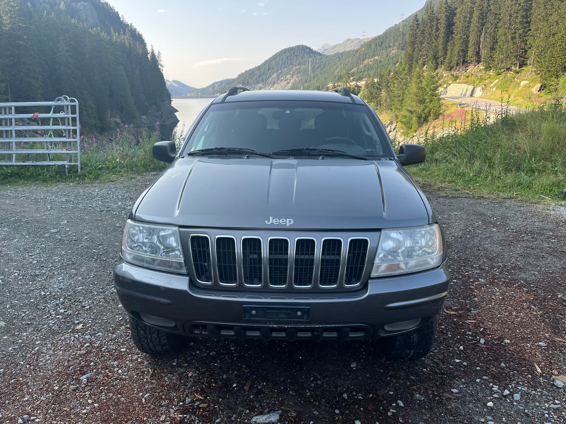 JEEP Grand Cherokee 2.7 CRD Limited Automatic-image-1
