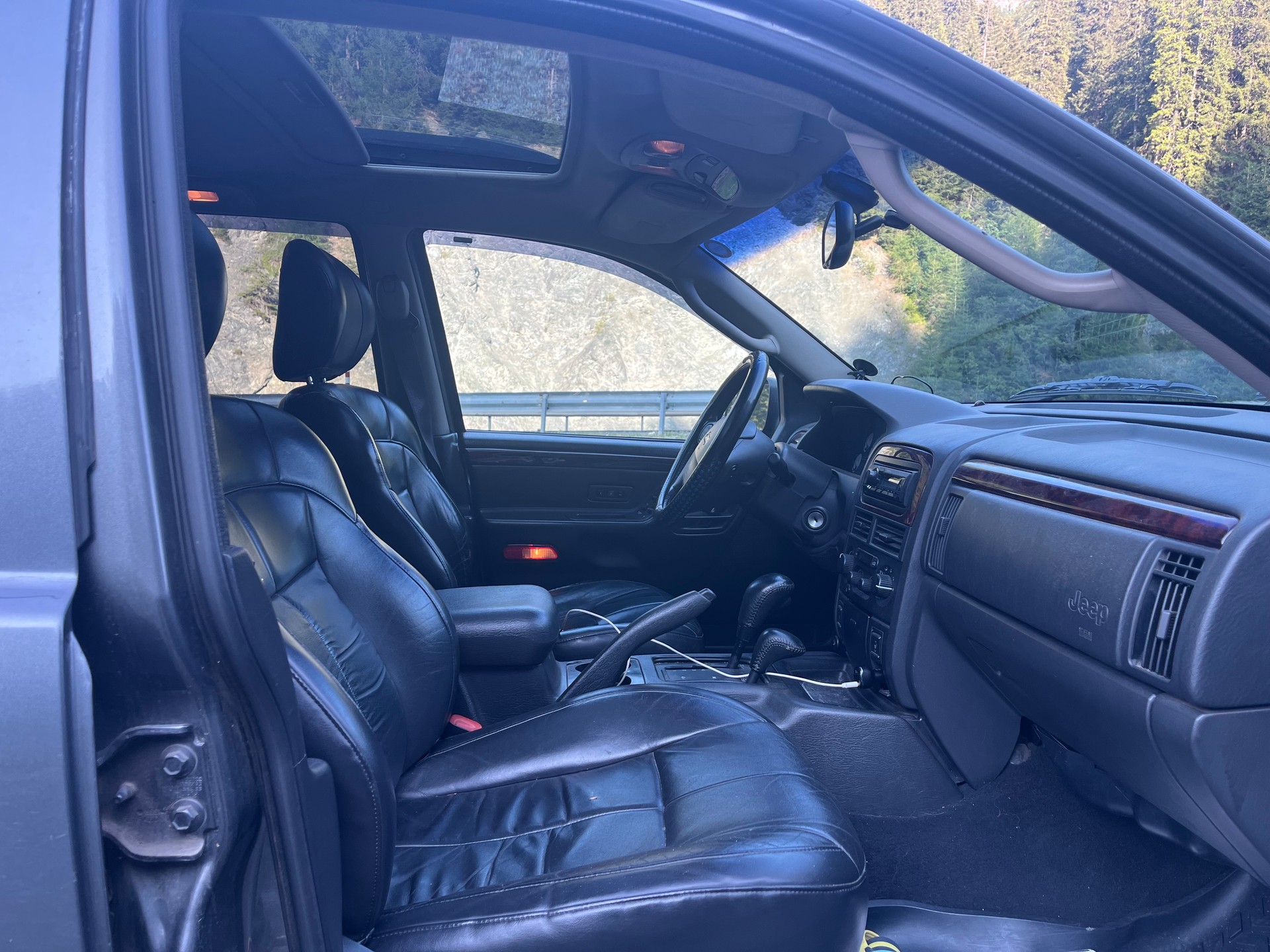 JEEP Grand Cherokee 2.7 CRD Limited Automatic-image-6