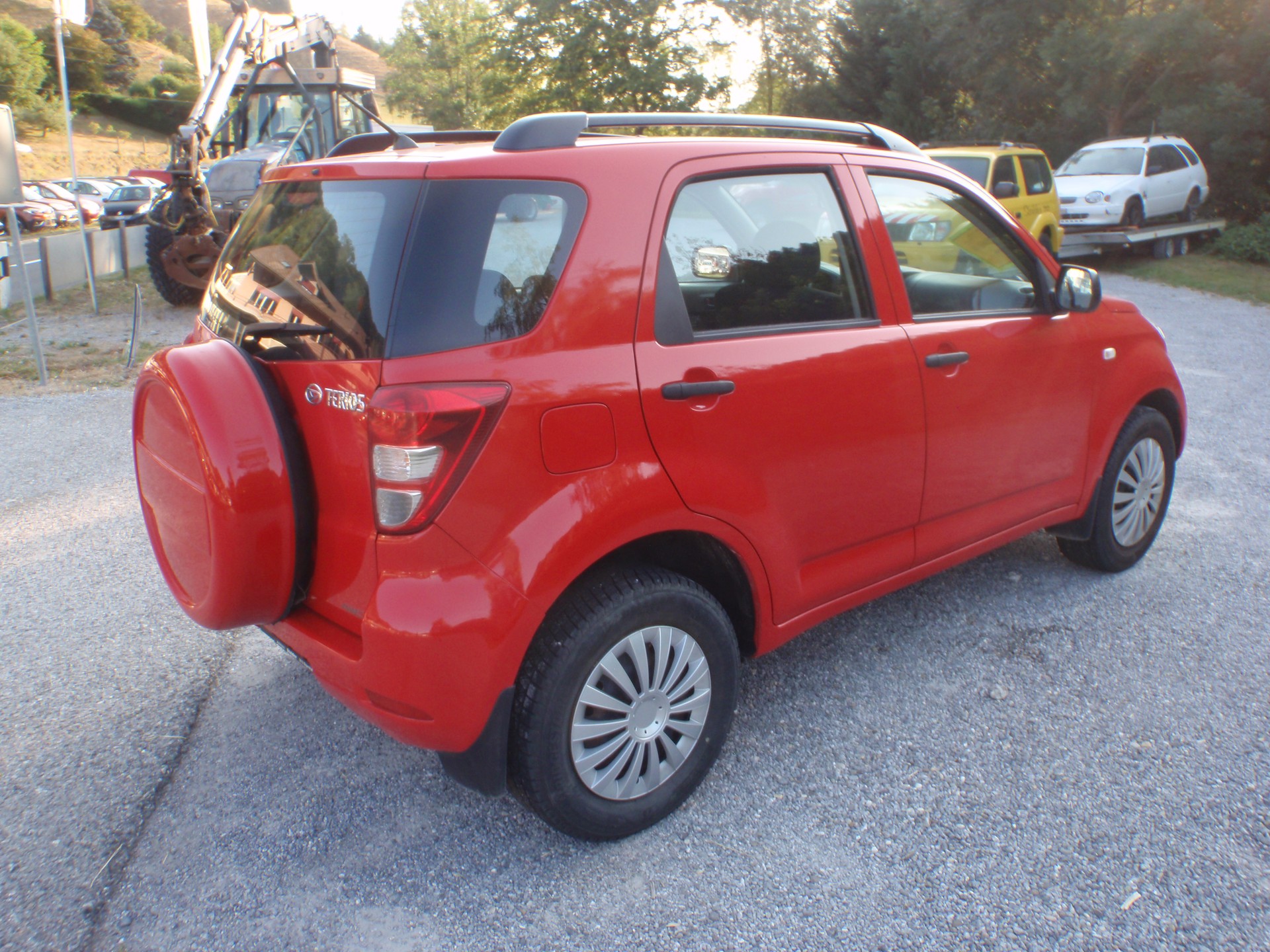 DAIHATSU Terios 1.5 16V SX Noblesse 4WD Automatic-image-3