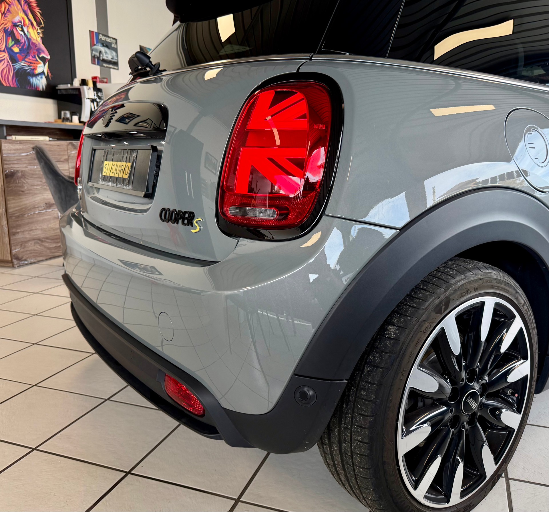 MINI Cooper SE-image-10