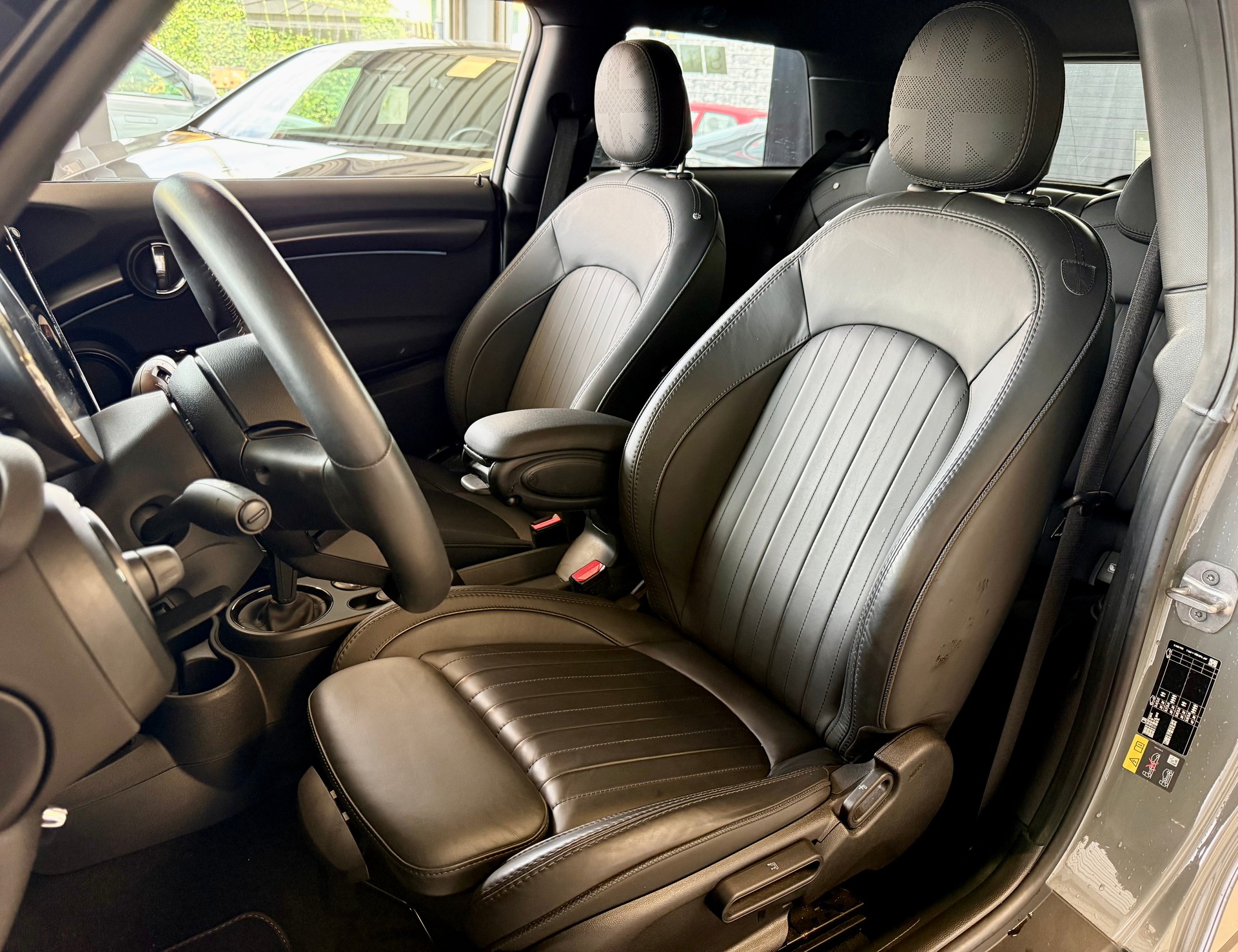 MINI Cooper SE-image-13