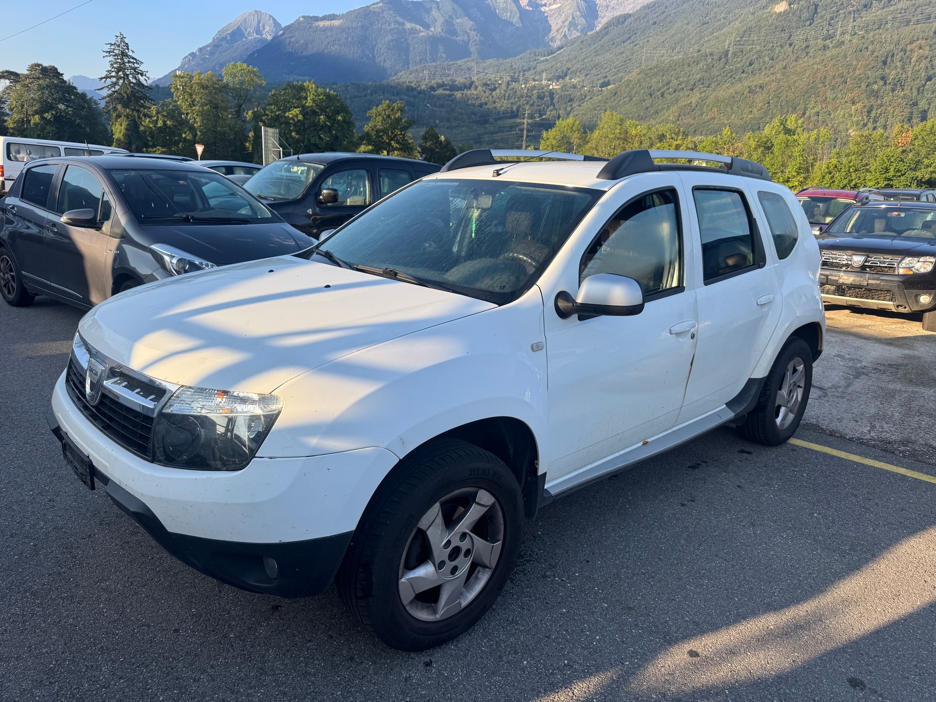 DACIA Duster 1.5 dCi Lauréate 4x4-image-0