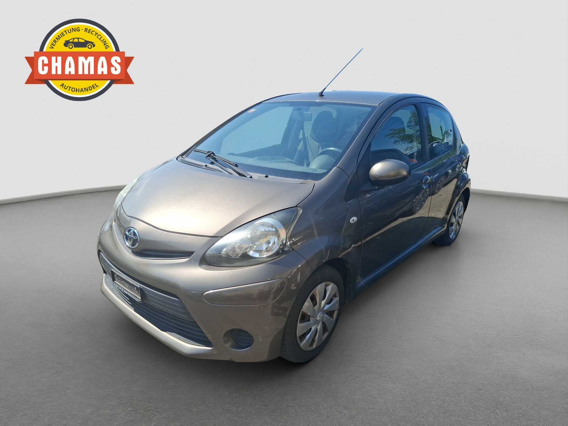 TOYOTA Aygo 1.0 VVT-i Terra-image-0