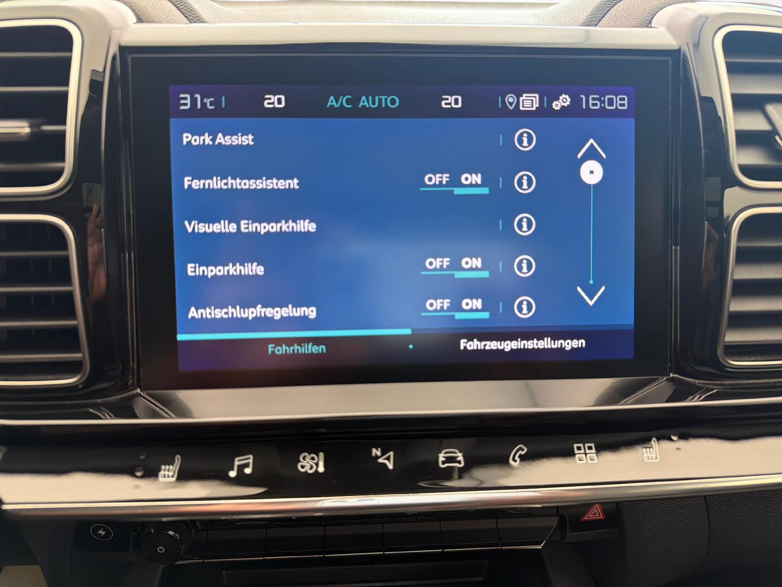 CITROEN C5 Aircross 1.6 Plug-in Hybrid Shine-image-17