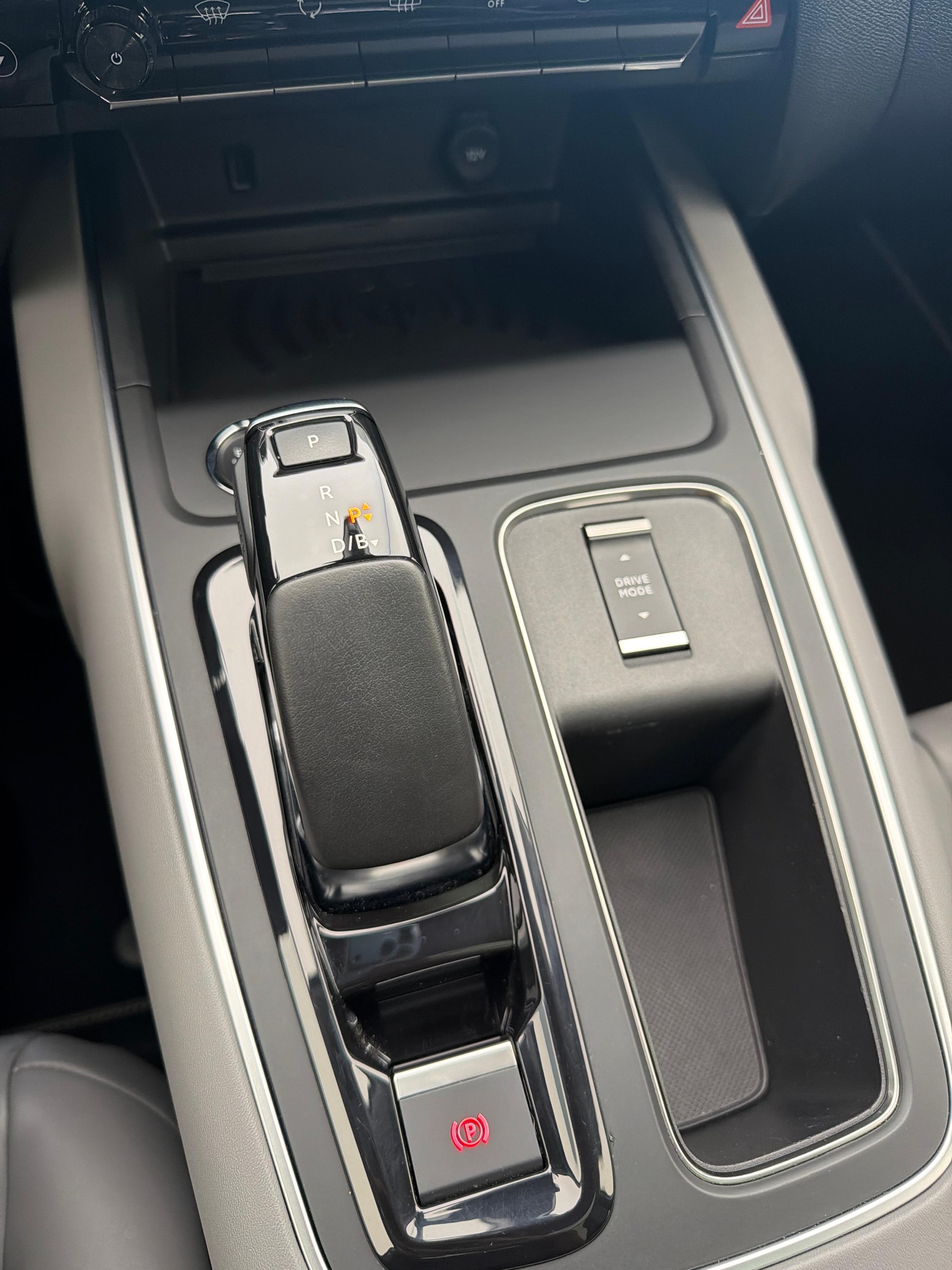 CITROEN C5 Aircross 1.6 Plug-in Hybrid Shine-image-20