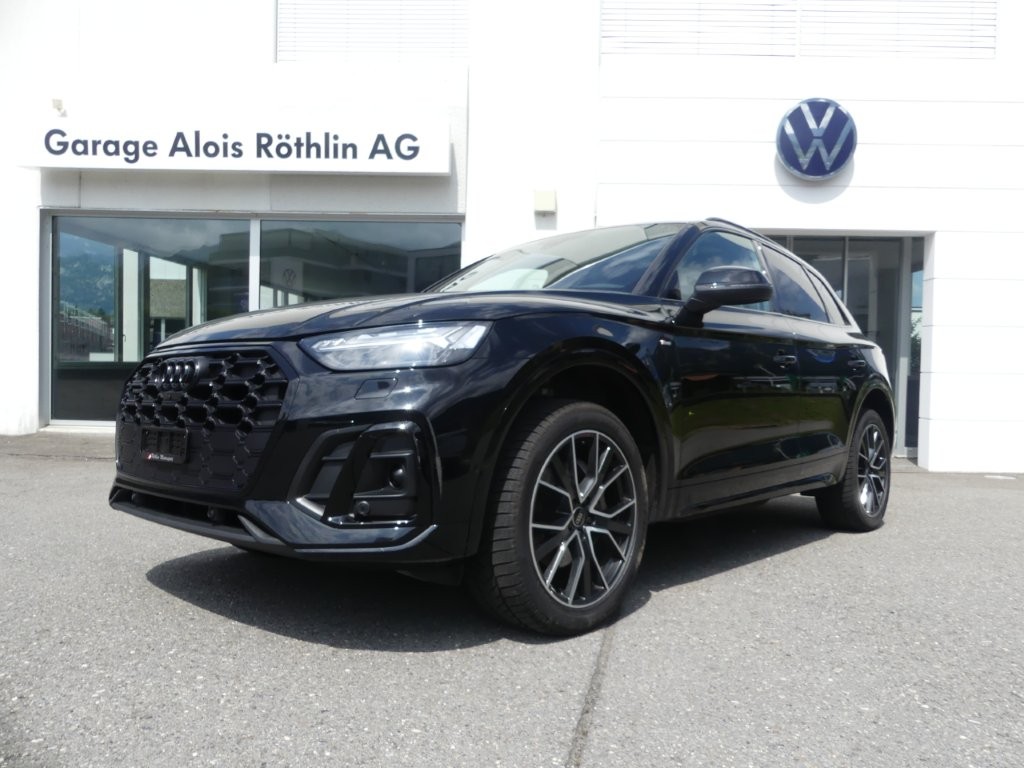 AUDI Q5 40 TDI Black Edition quattro S-tronic-image-0