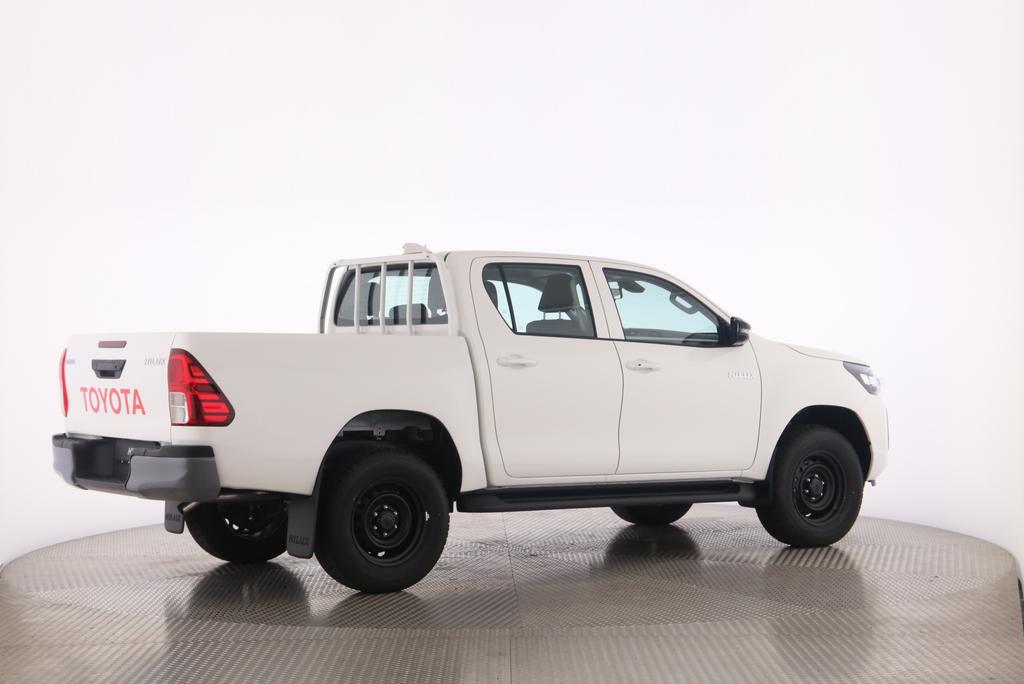 TOYOTA Hilux Double Cab.-Pick-up 2.8 D-4D 204 Comfort-image-16