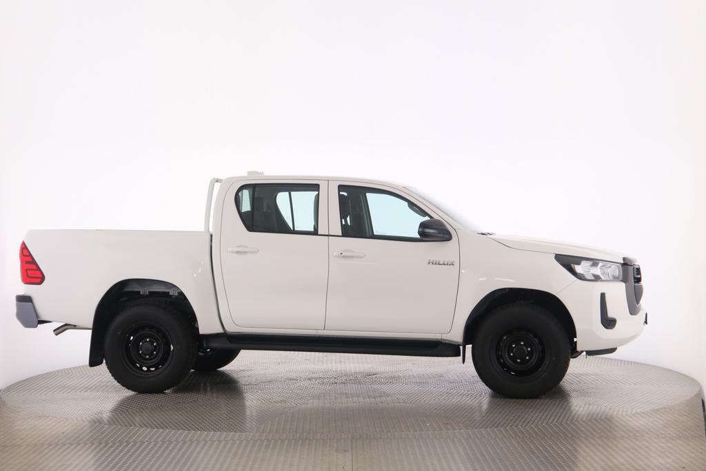 TOYOTA Hilux Double Cab.-Pick-up 2.8 D-4D 204 Comfort-image-19