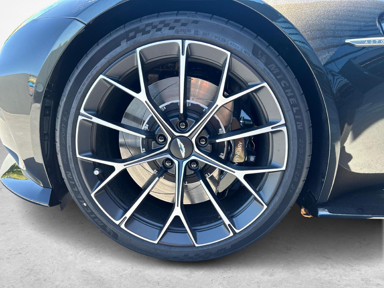 ASTON MARTIN V8 Vantage Roadster 4.0 S V8 Bi-Turbo-image-13