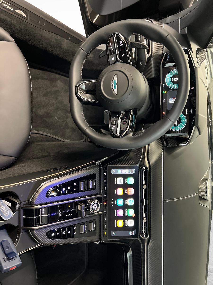 ASTON MARTIN V8 Vantage Roadster 4.0 S V8 Bi-Turbo-image-13