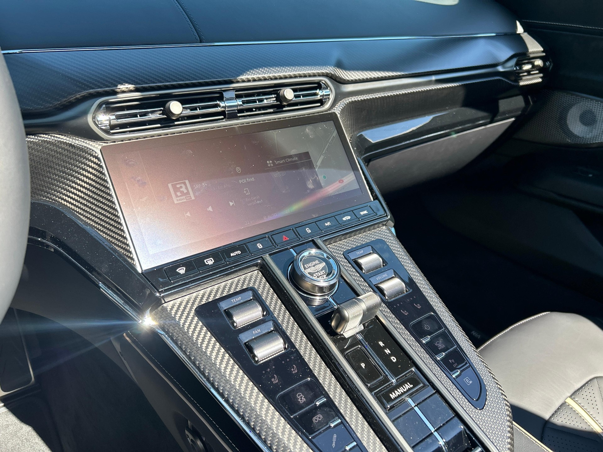 ASTON MARTIN V8 Vantage Roadster 4.0 S V8 Bi-Turbo-image-23