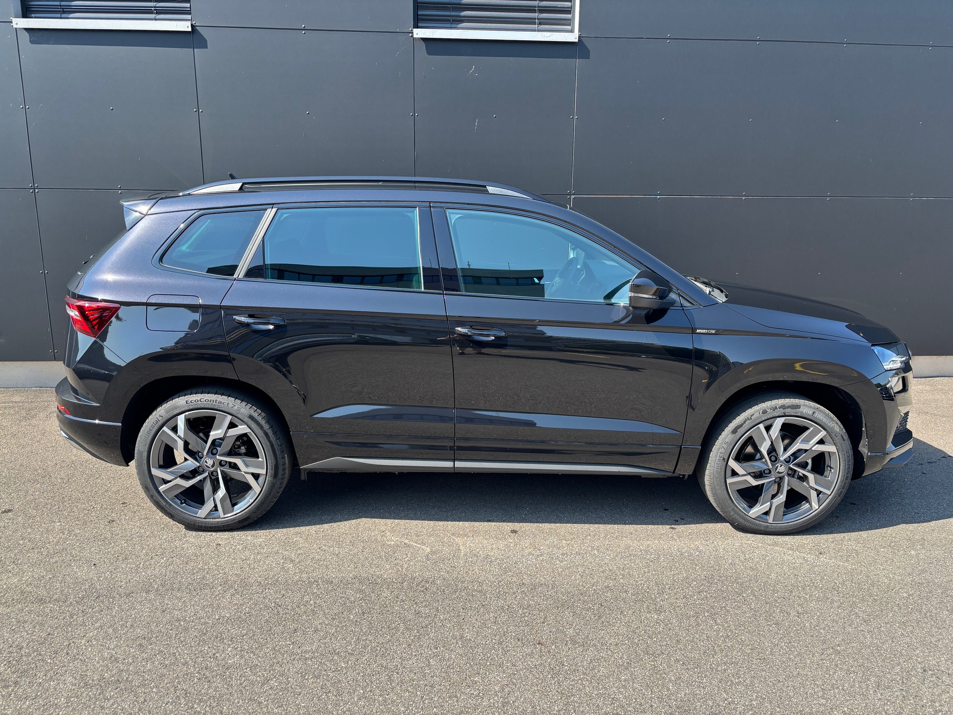 SKODA Karoq 2.0 TSI SportLine 4x4 DSG-image-6
