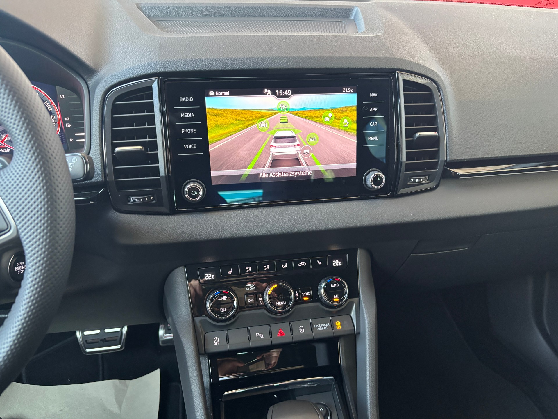 SKODA Karoq 2.0 TSI SportLine 4x4 DSG-image-13