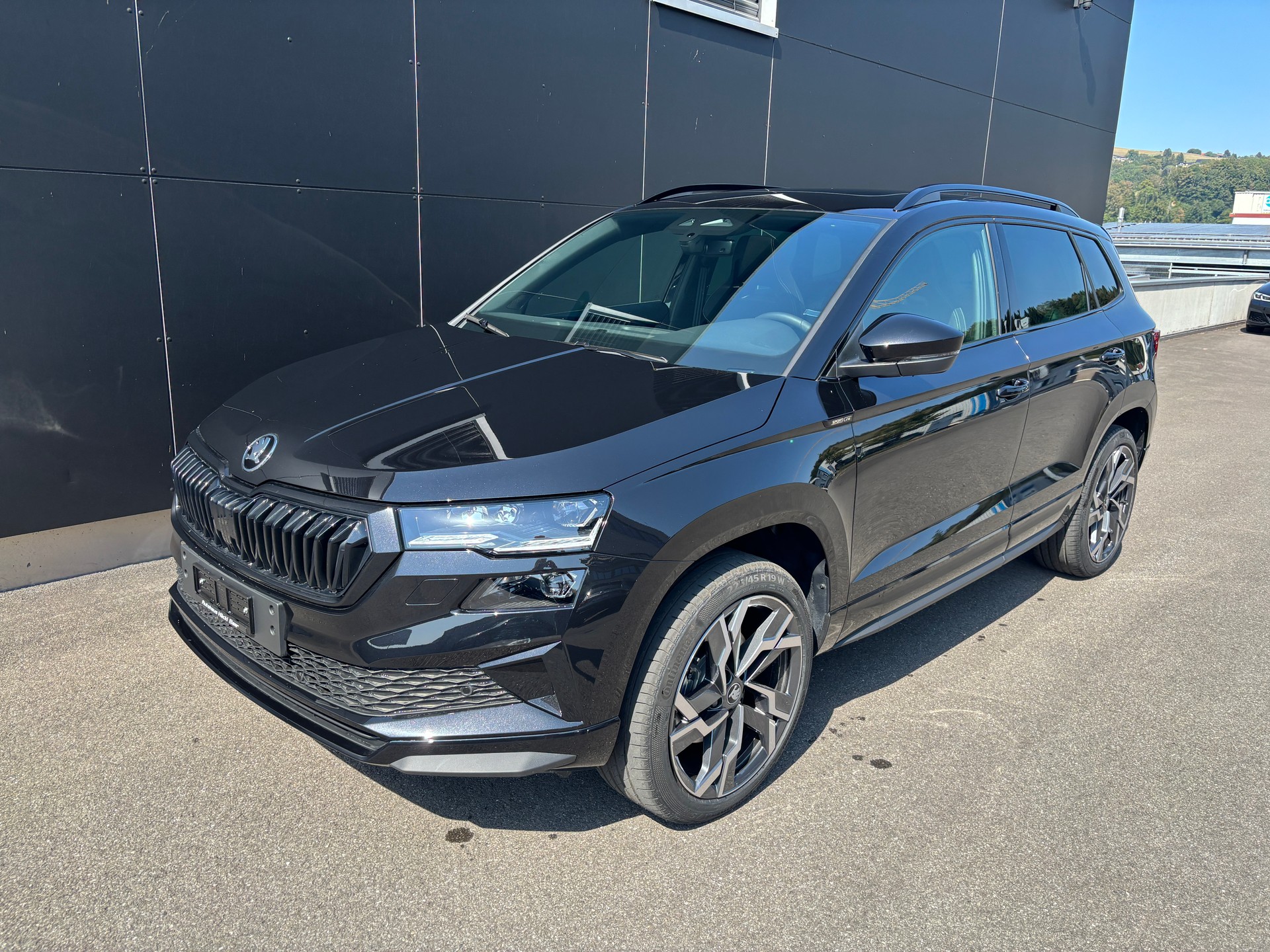 SKODA Karoq 2.0 TSI SportLine 4x4 DSG-image-0