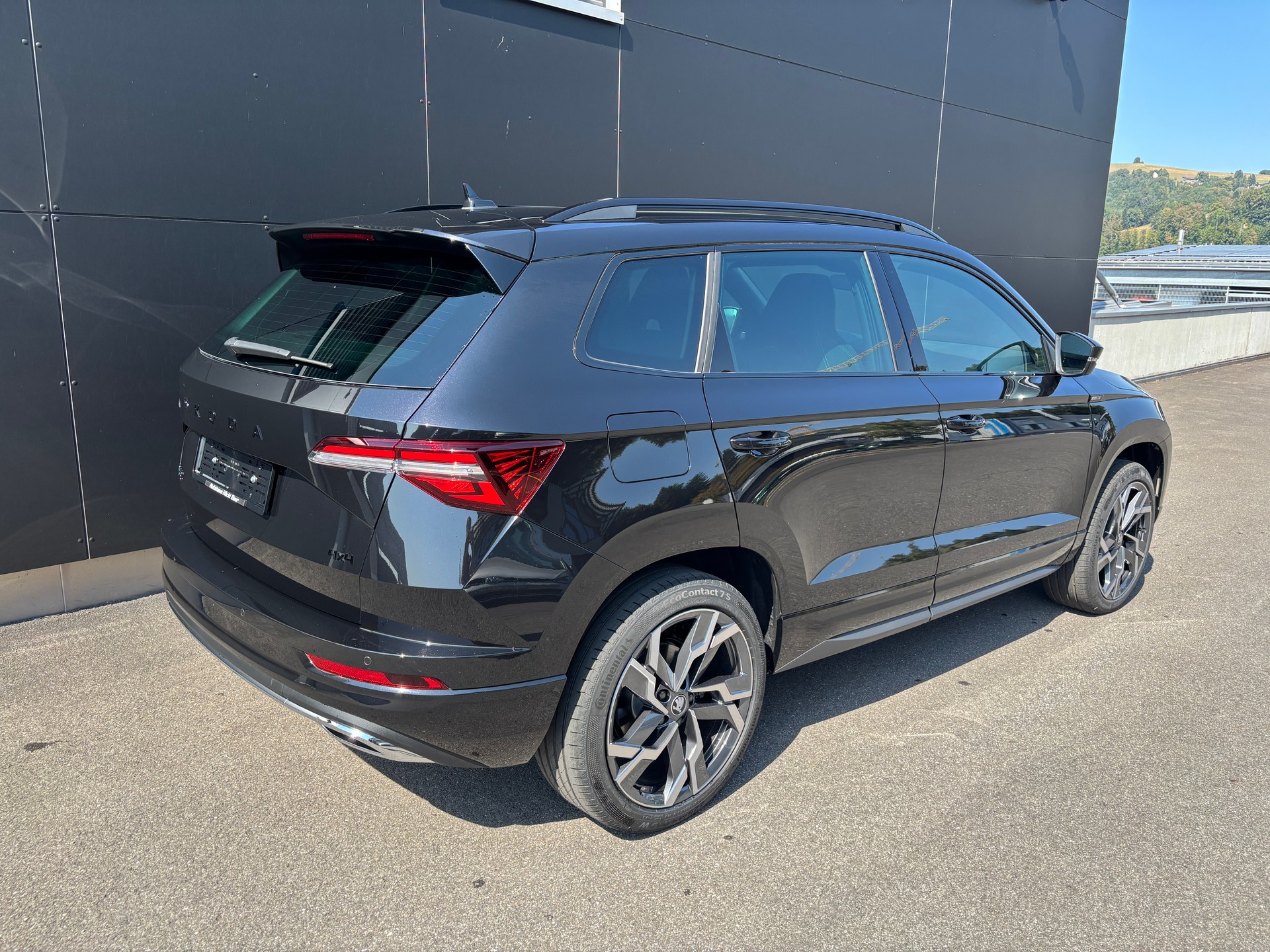 SKODA Karoq 2.0 TSI SportLine 4x4 DSG-image-5