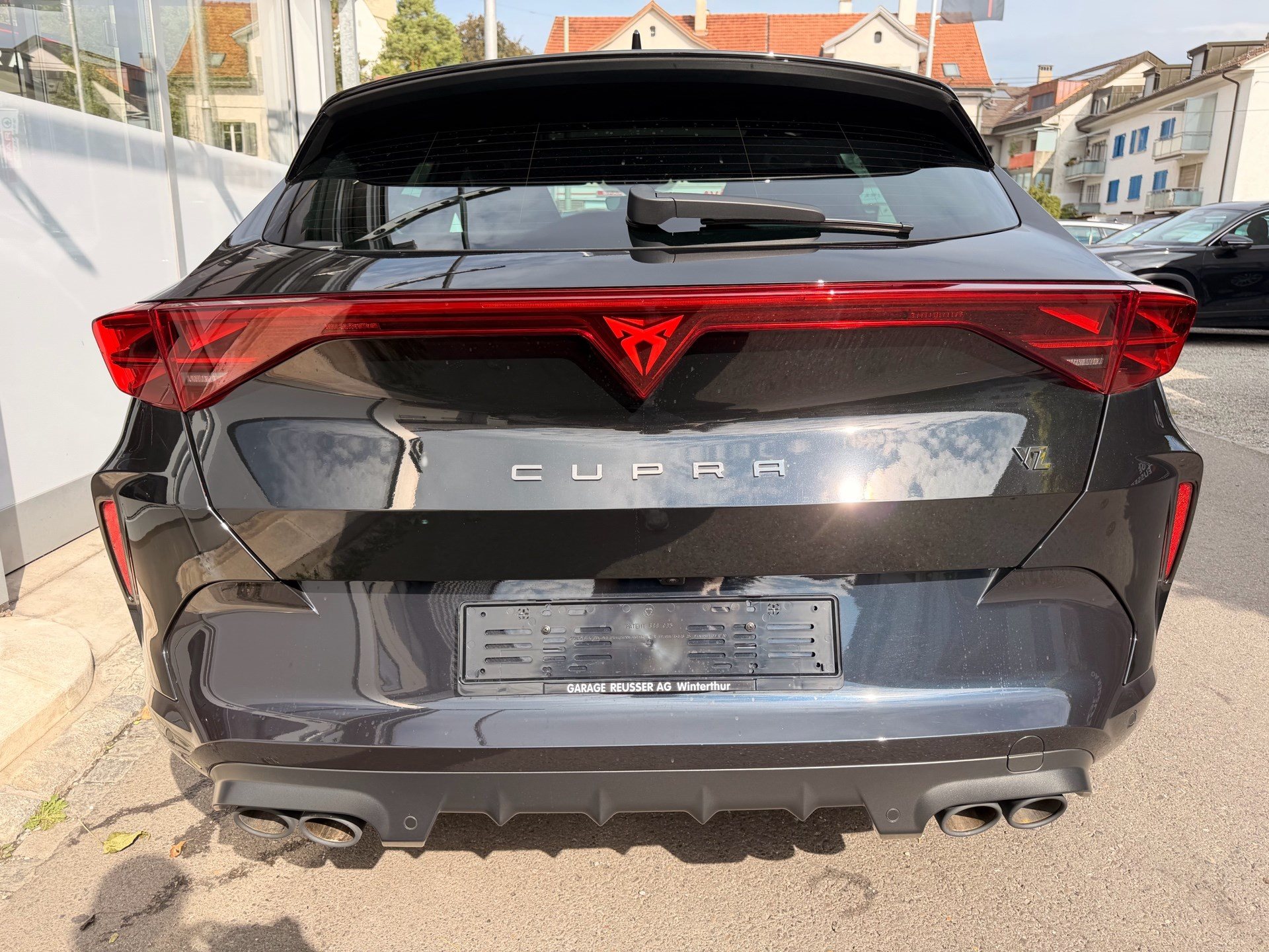 CUPRA Formentor VZ 2.0 TSI 333 PS 4Drive ***PANORAMADACH***-image-4
